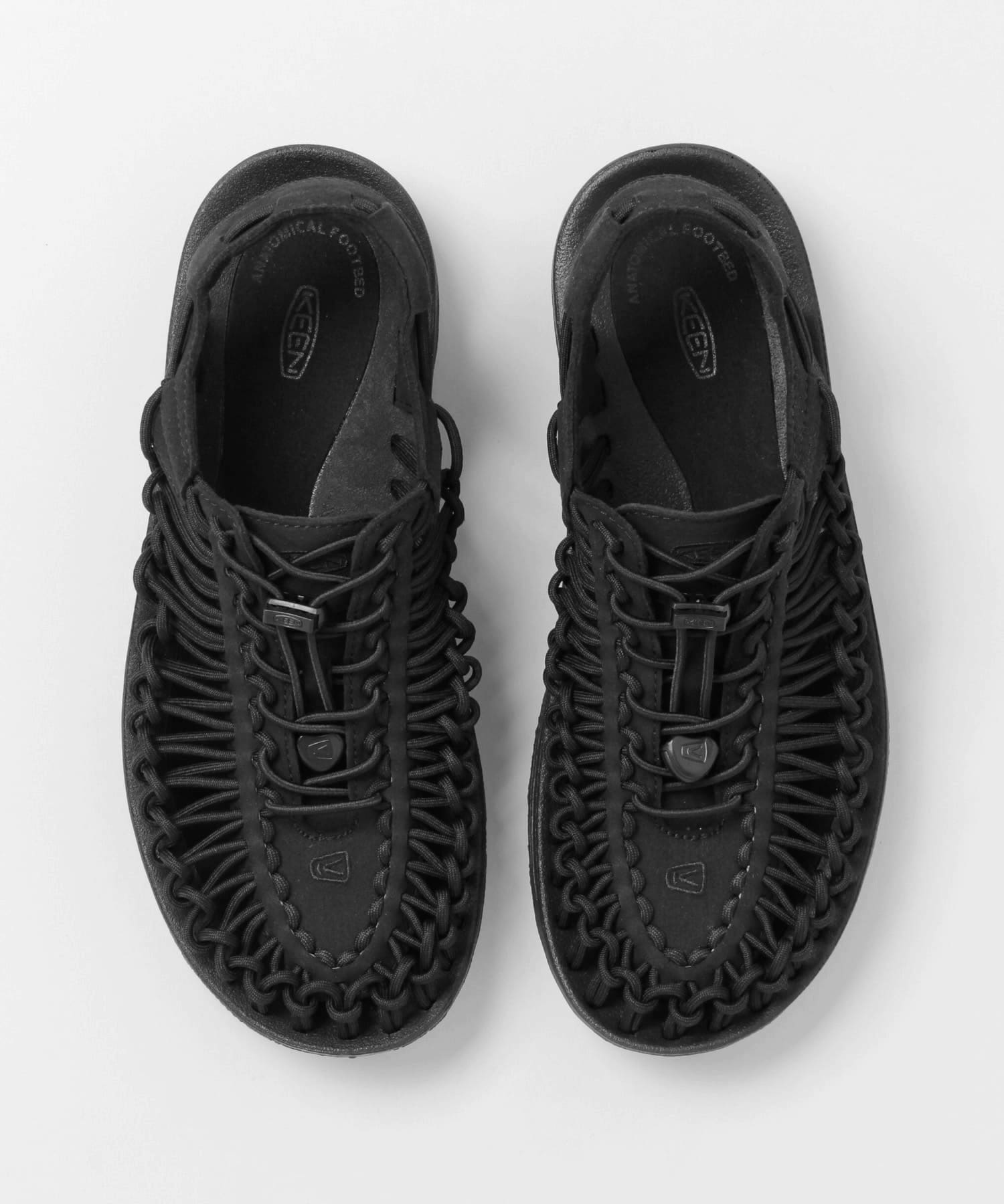 KEEN　UNEEK Black 8