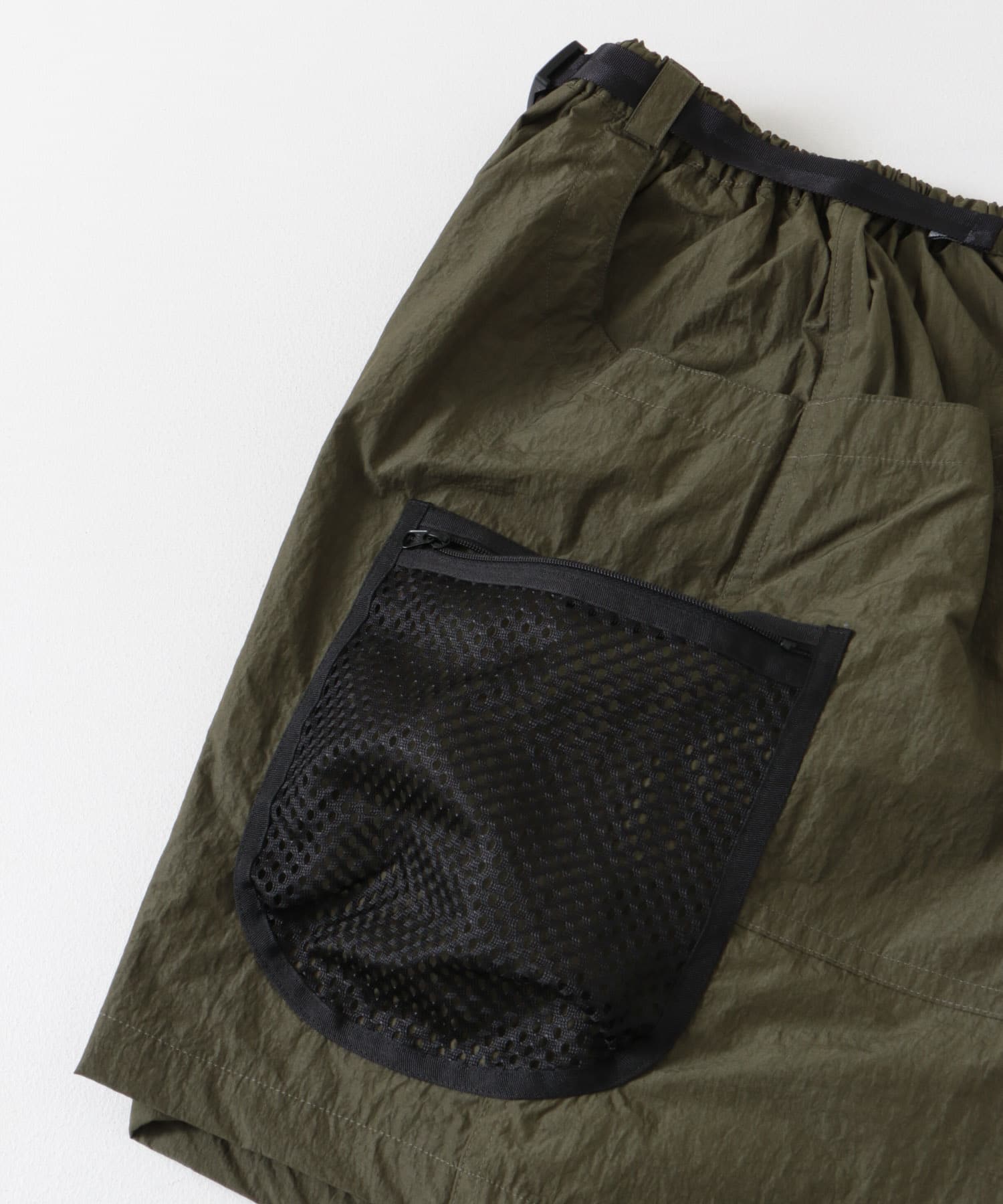 ENDS and MEANS　Utility Shorts Olive L