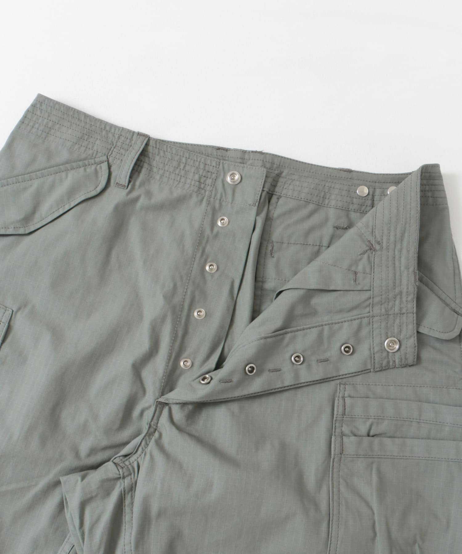 『別注』SASSAFRAS×DOORS　Overgrown Pants1/2 Gray S