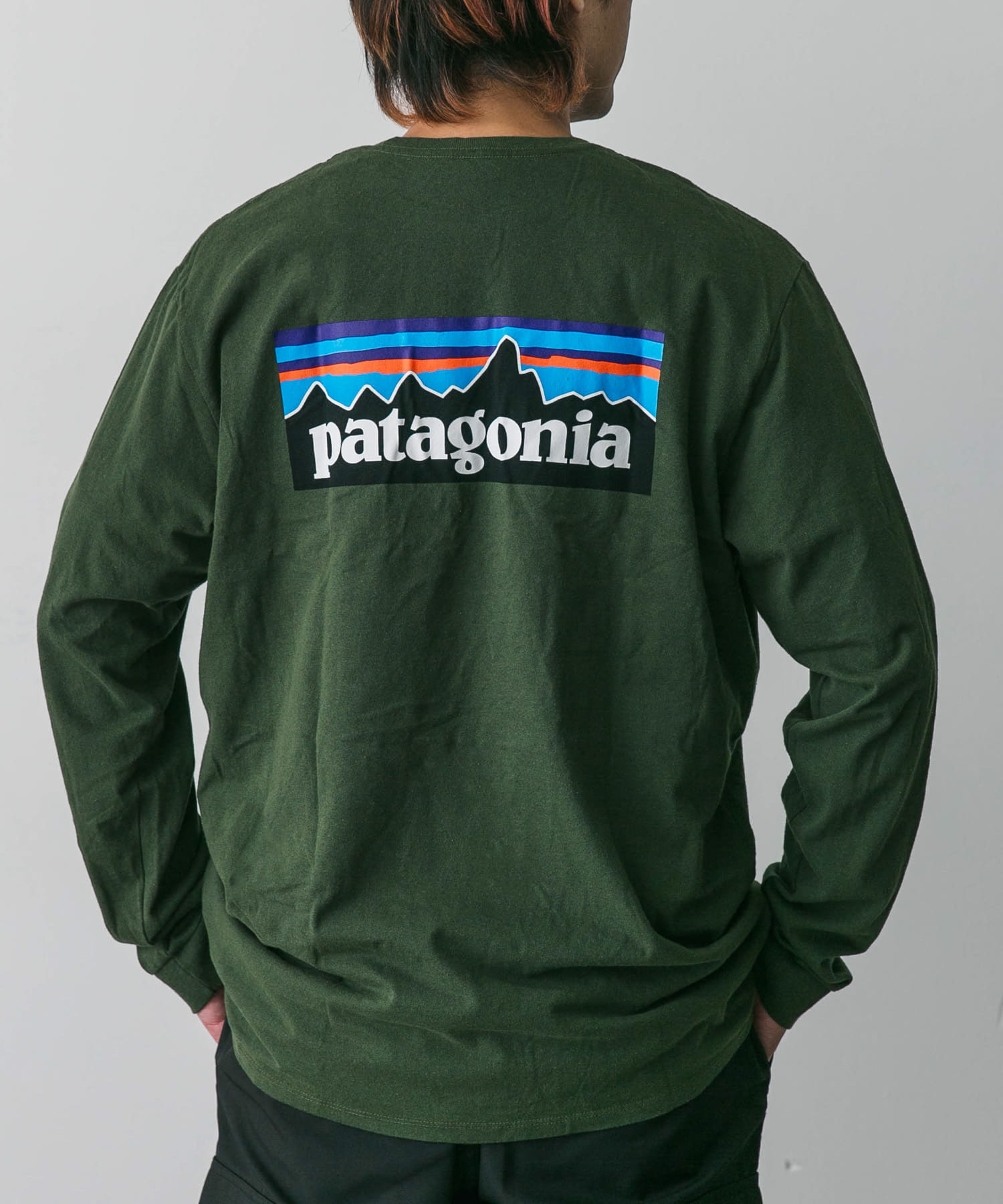 patagonia　Long-Sleeve P-6 Logo Re-T-shirts