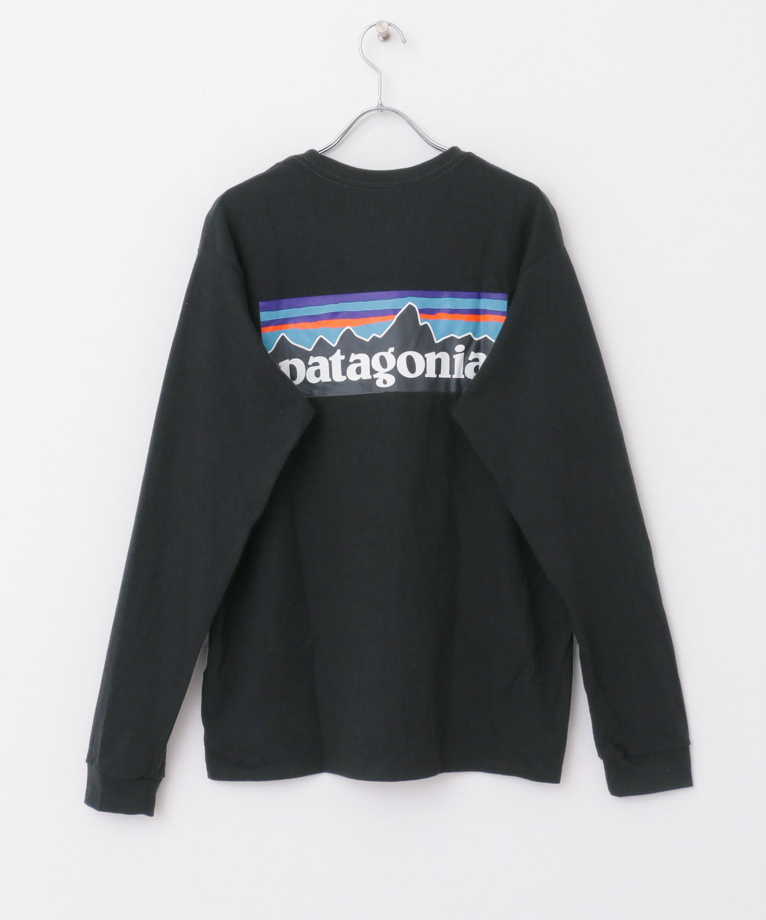 patagonia　Long-Sleeve P-6 Logo Re-T-shirts BLK S