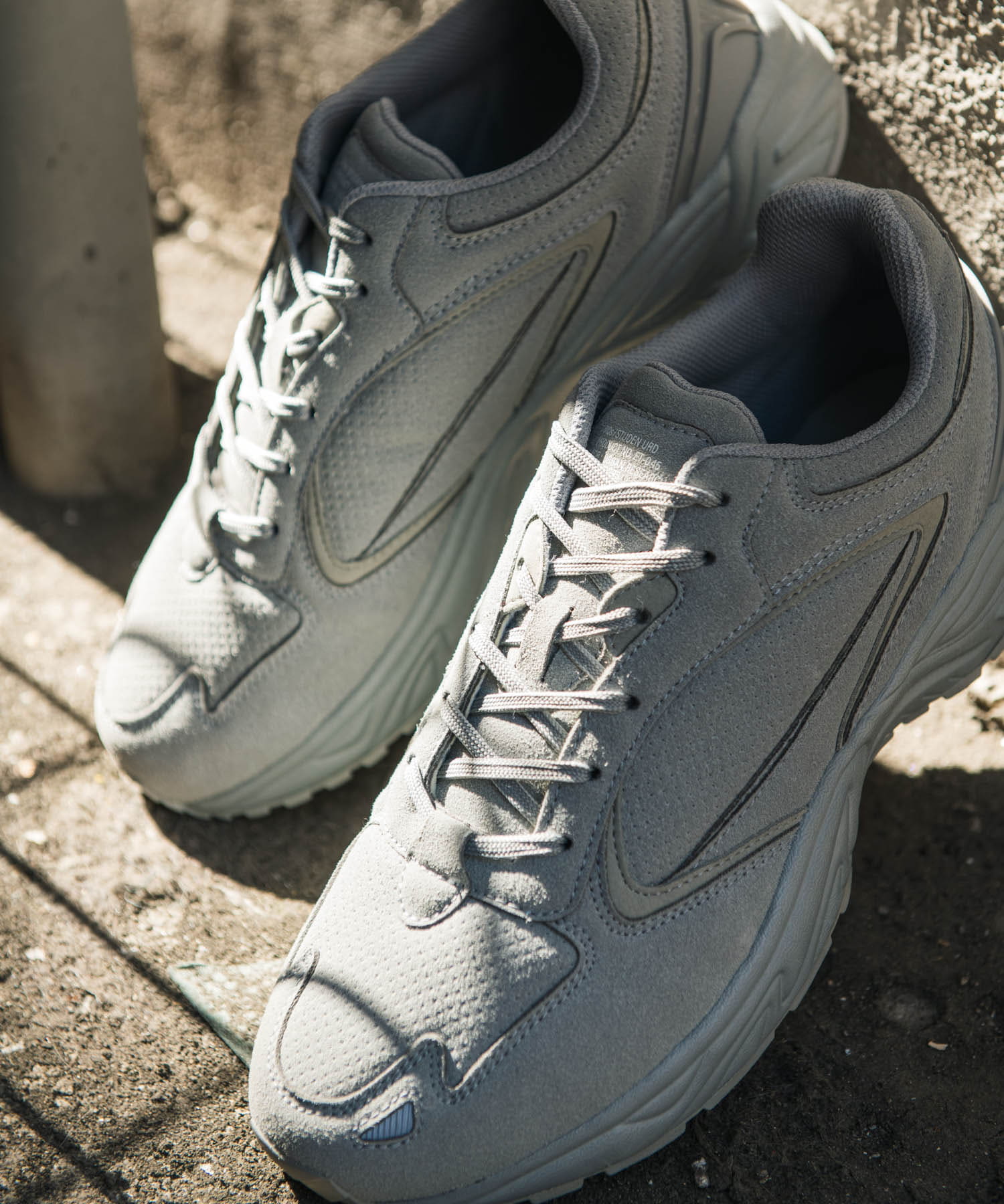 URD GRAY