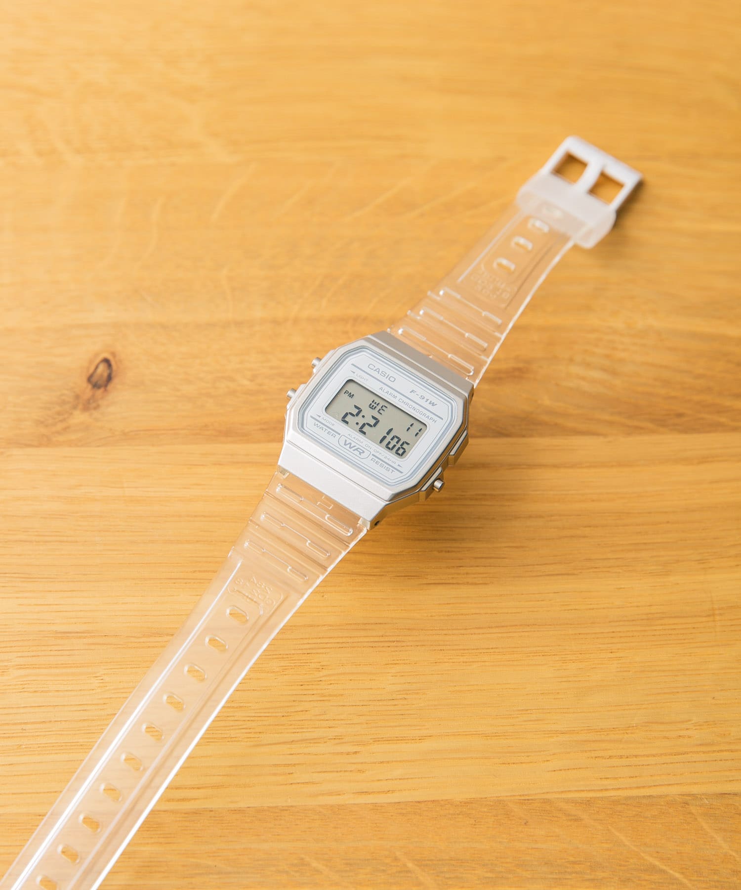 CASIO F-91WS-7JH(FREE CLEAR/WHT): ファッション雑貨｜URBAN RESEARCH