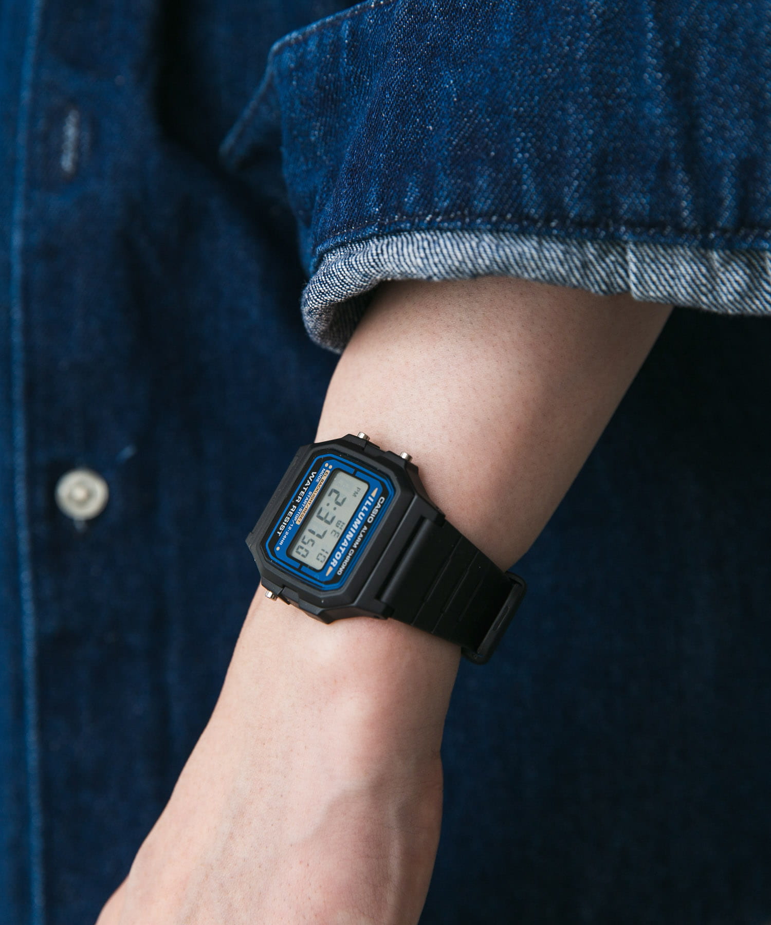 BLUE/BLACK