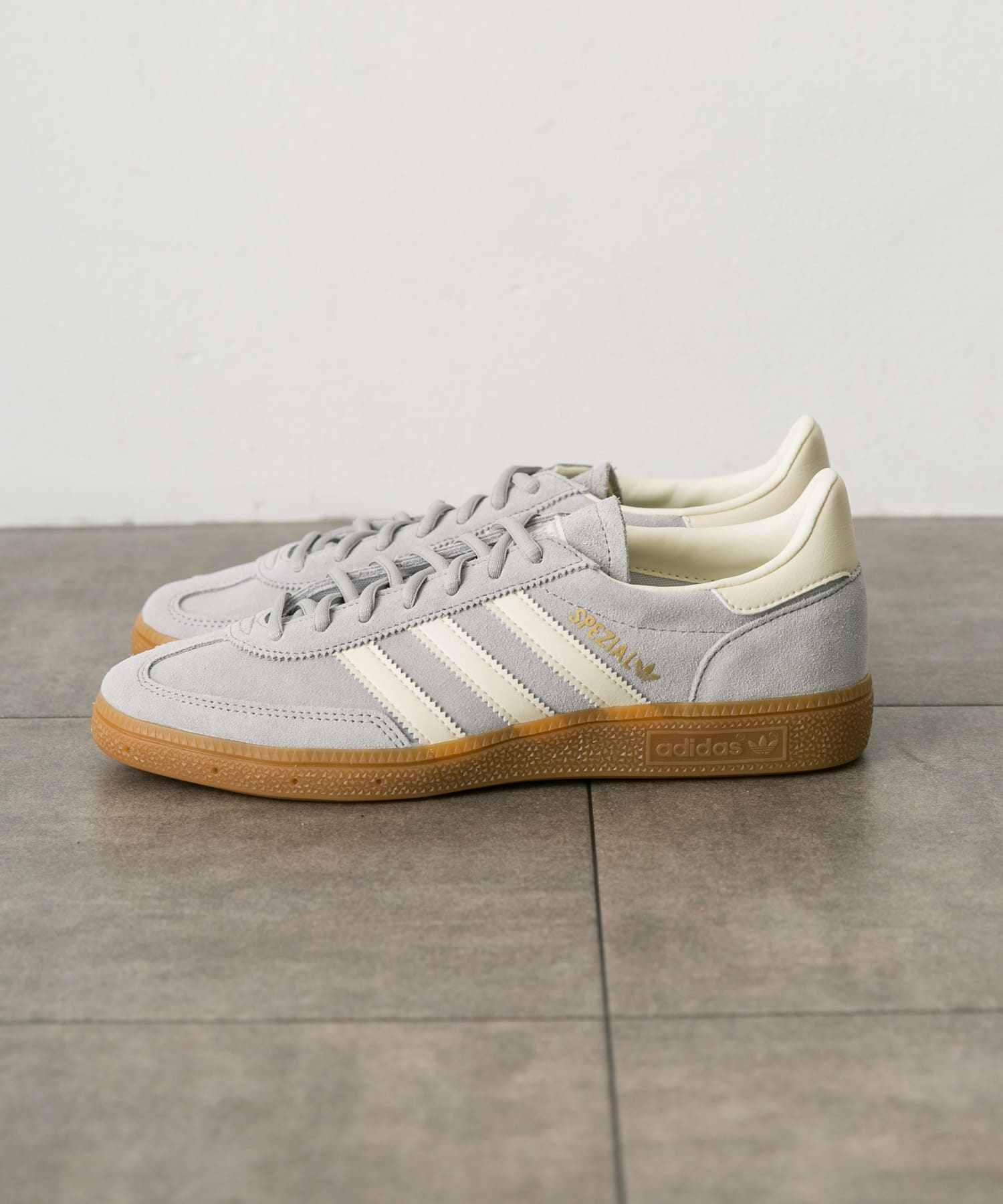 adidas　HANDBALL SPEZIAL グレーツー 26