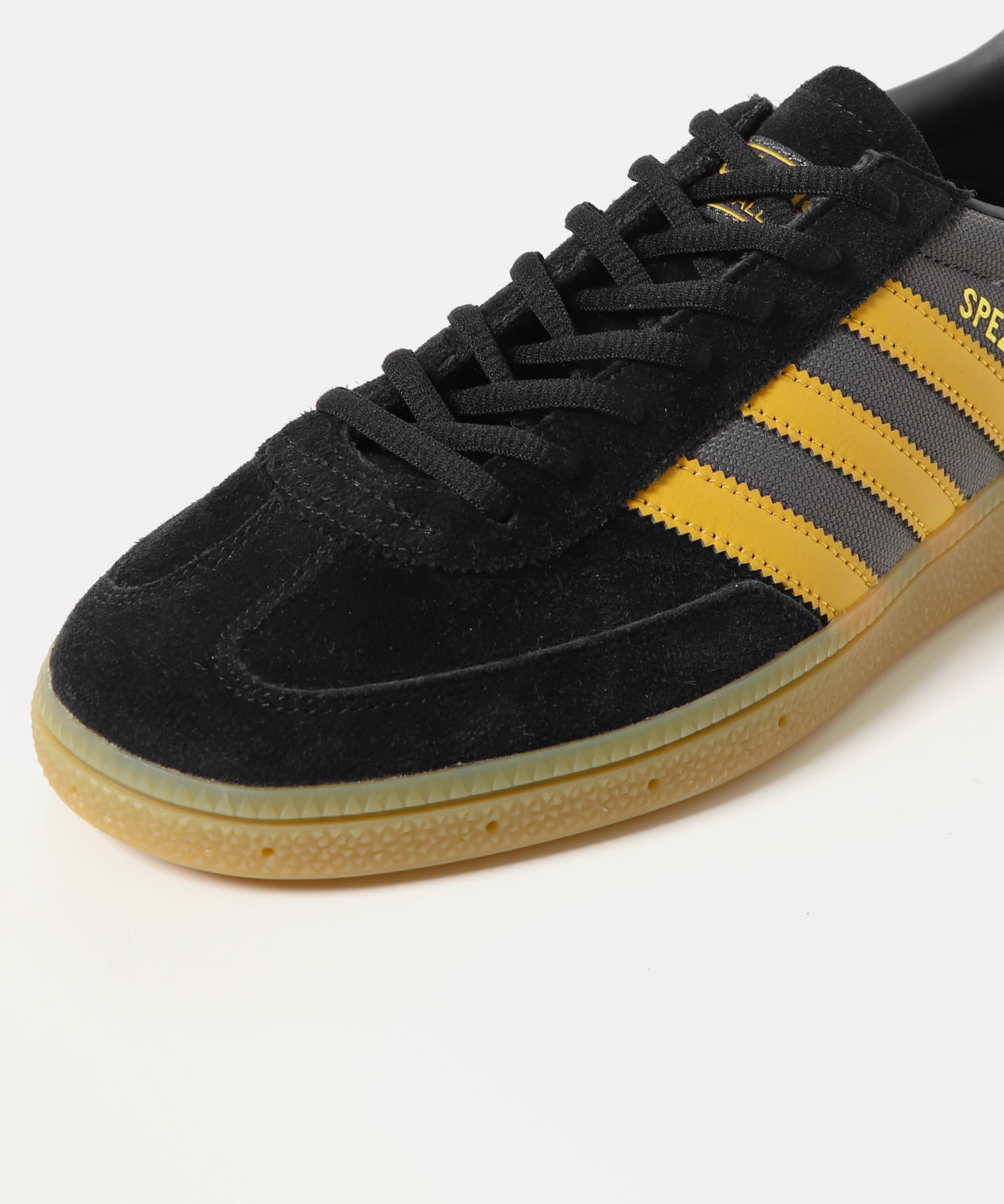 『一部WEB限定カラー』adidas　Exclusive HANDBALLSPEZIAL ブラック/イエロー 26