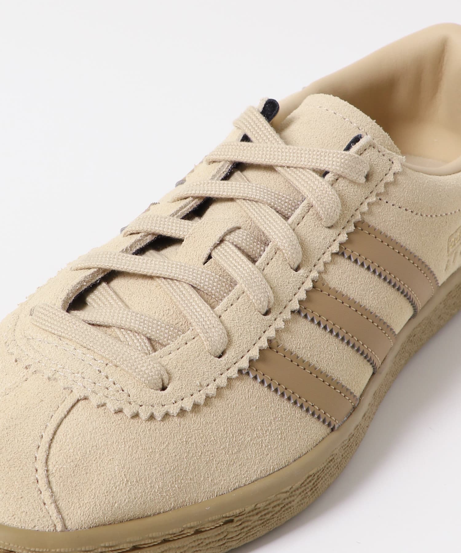 adidas　STADT ベージュ 26