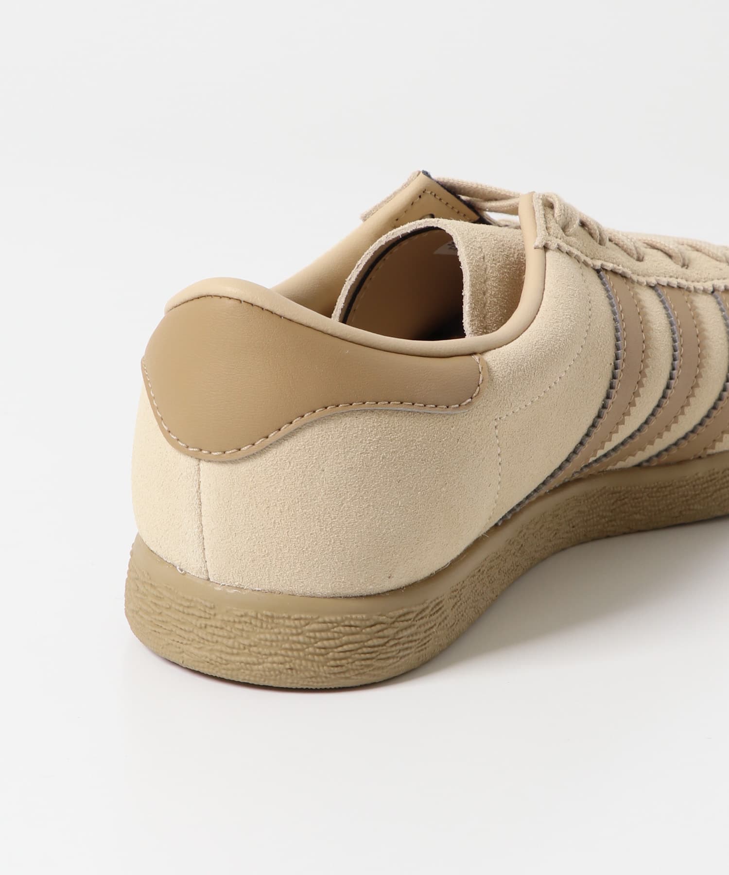 adidas　STADT ベージュ 26