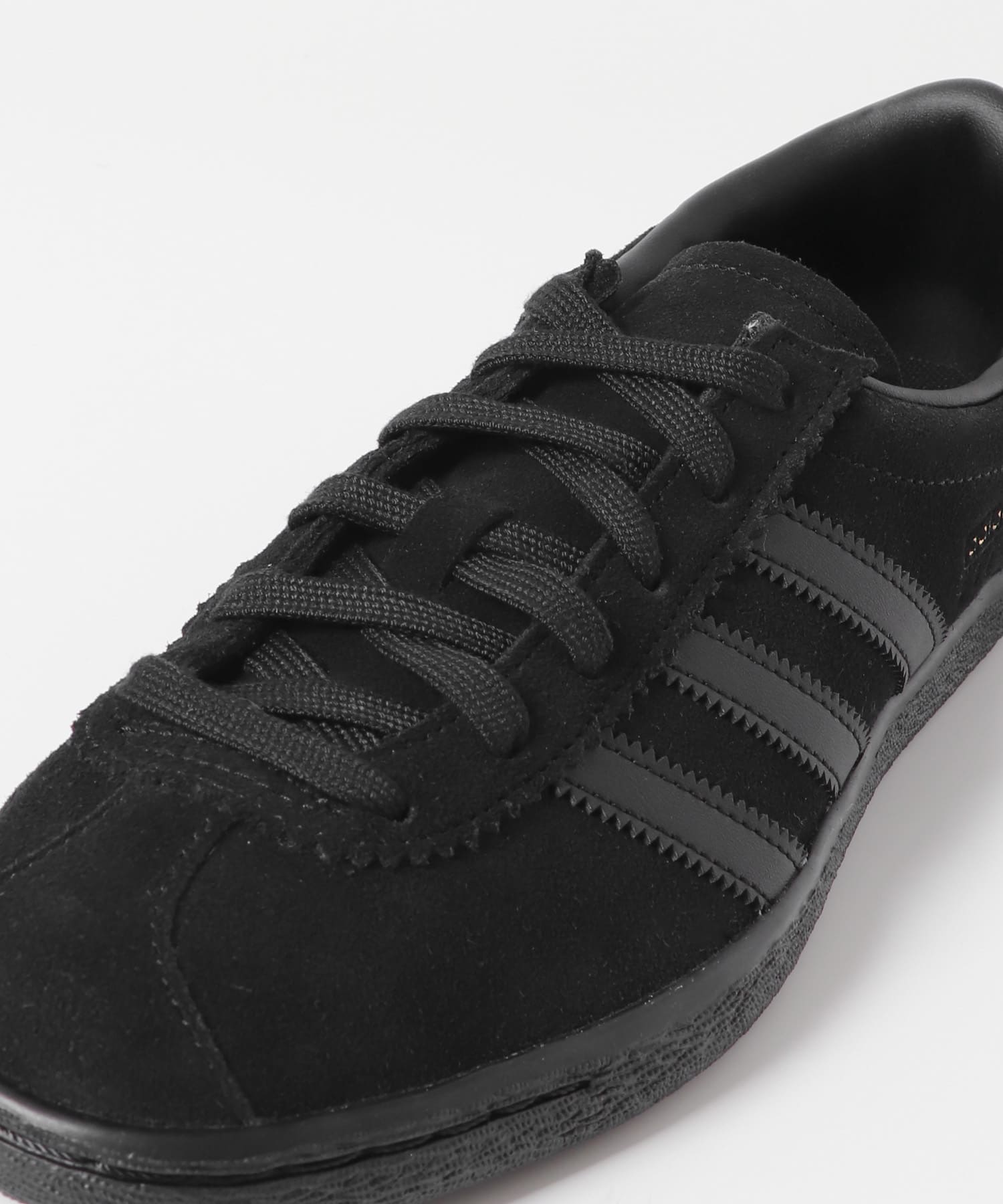 adidas　STADT コアブラック 26