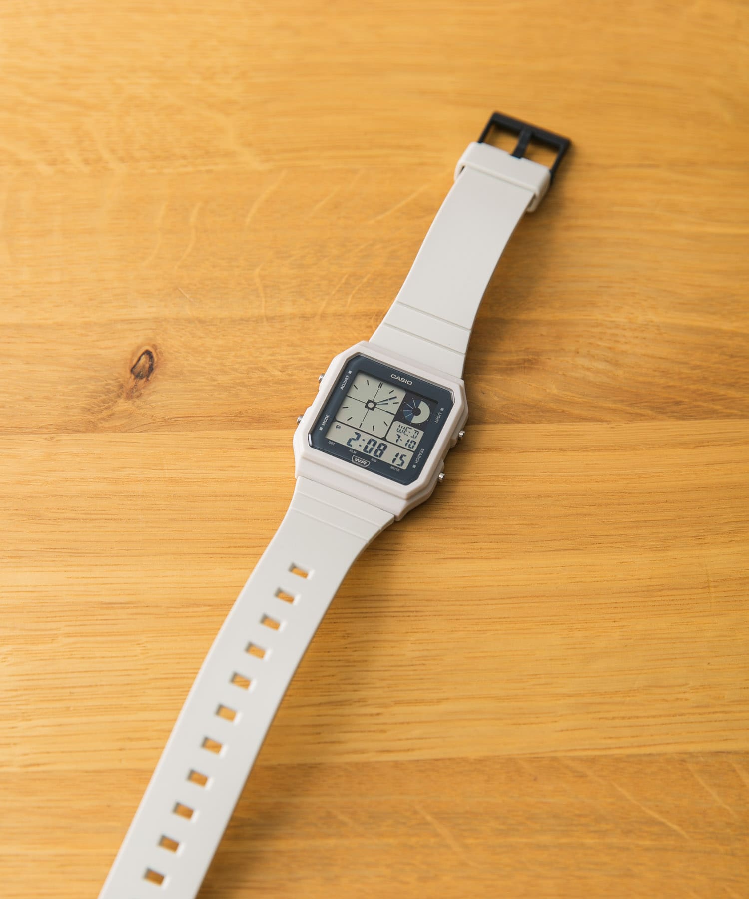 CASIO　LF-20W ECRU FREE