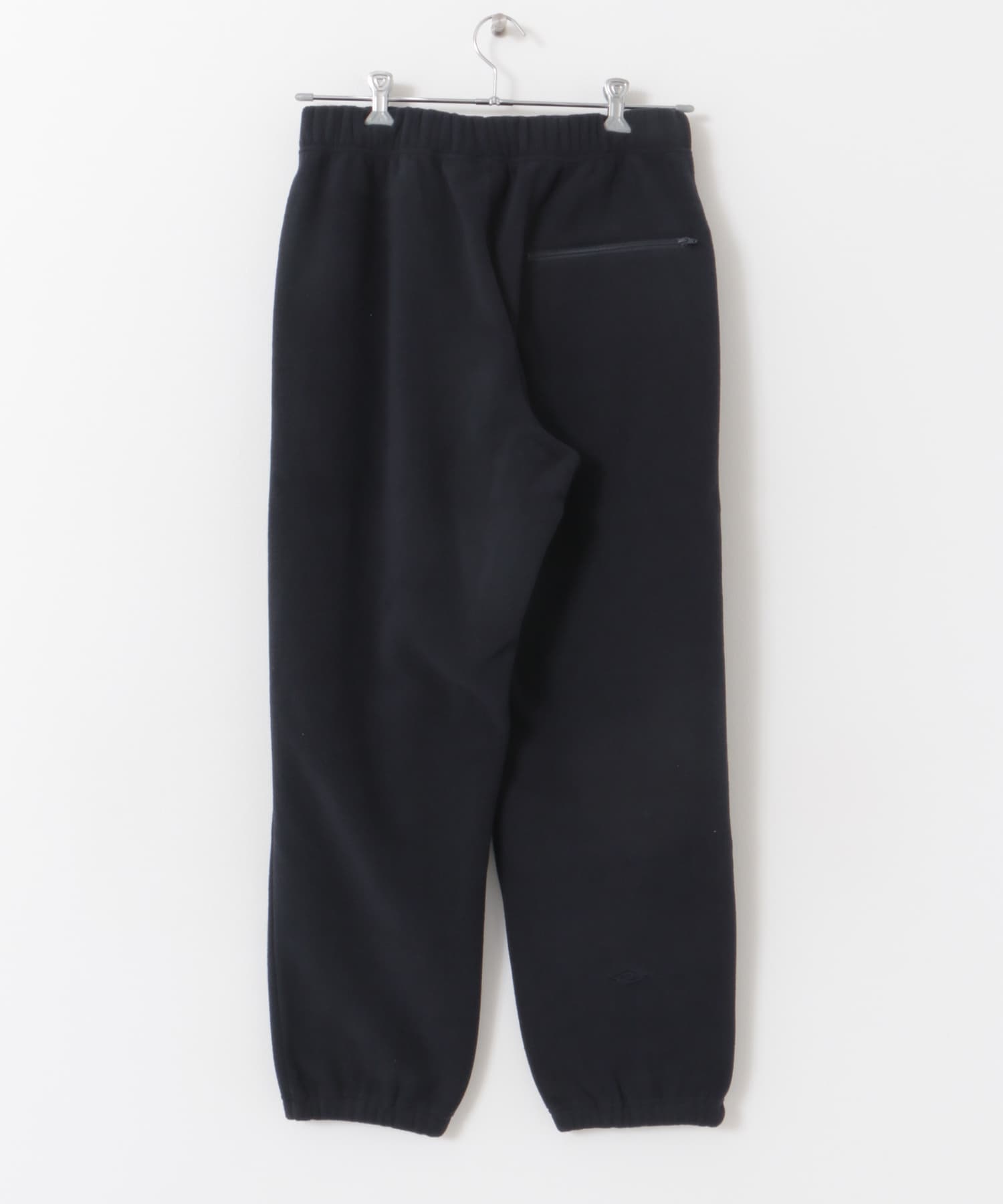 別注』UMBRO×DOORS FLEECE PANTS(M CHARCOAL): ボトム｜URBAN RESEARCH