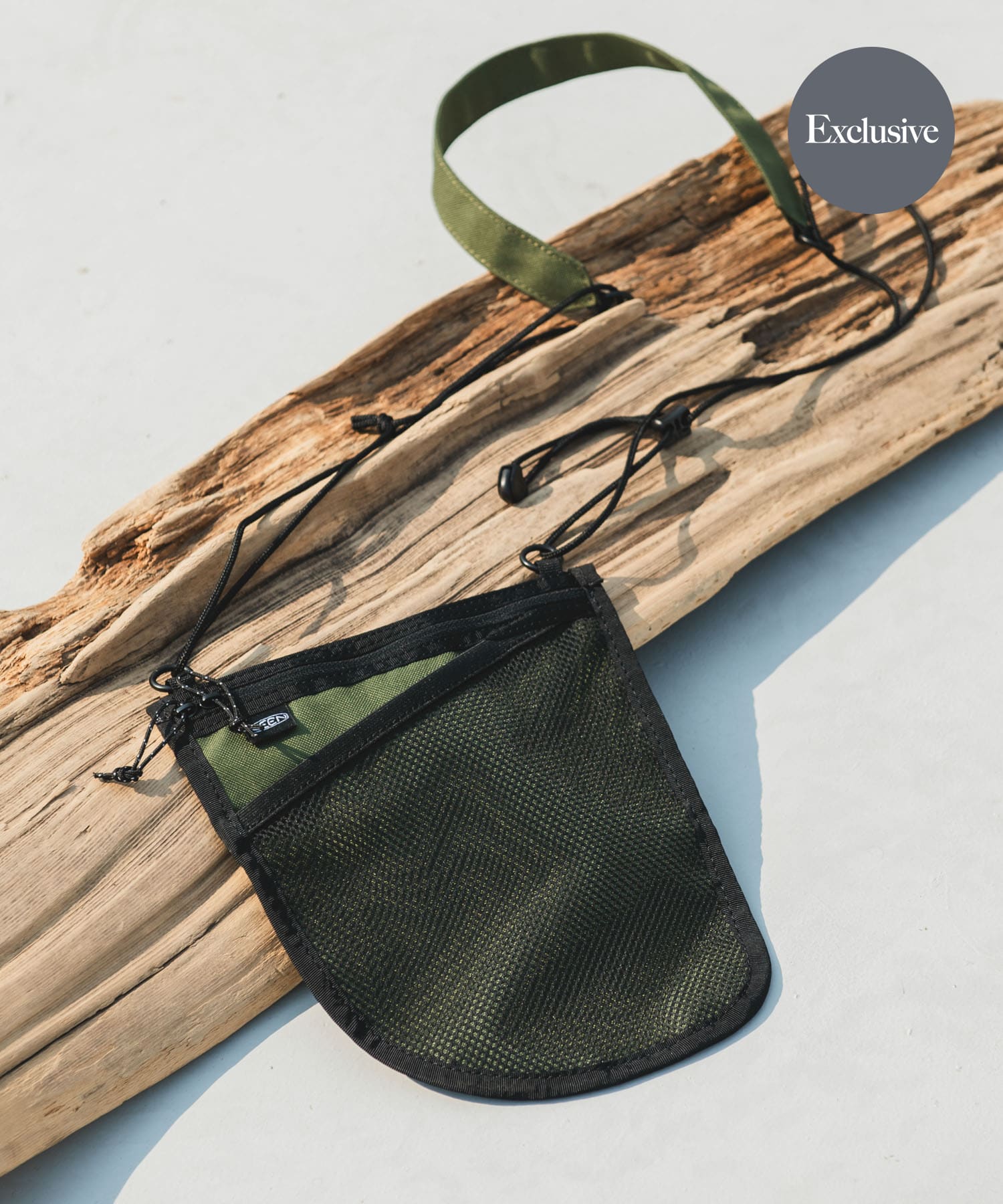 『別注』KEEN×DOORS　HARVESTPOCKET SACOCHE OLIVE FREE