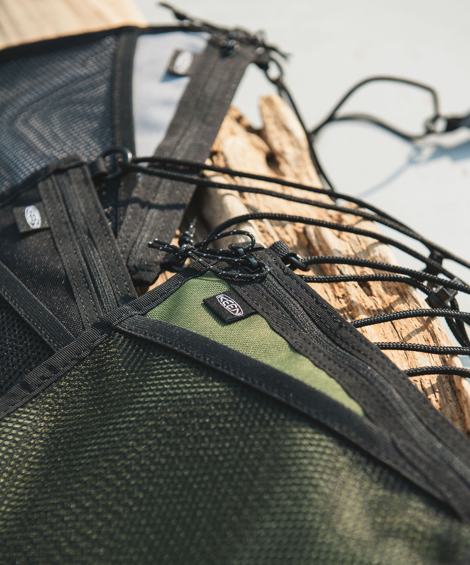 『別注』KEEN×DOORS　HARVESTPOCKET SACOCHE OLIVE FREE