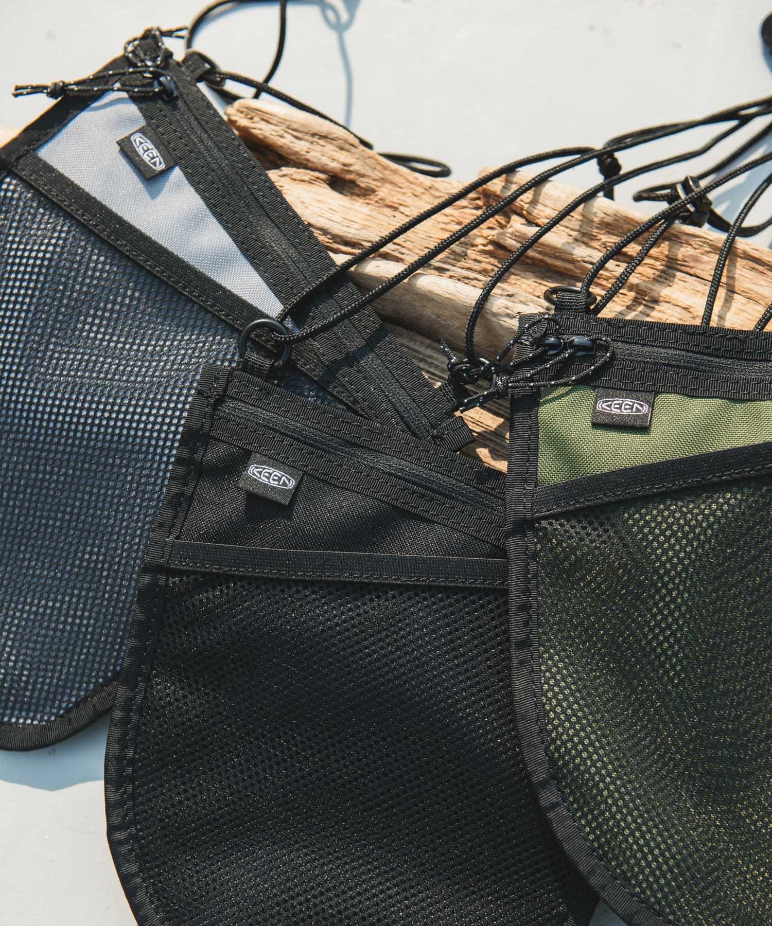 『別注』KEEN×DOORS　HARVESTPOCKET SACOCHE OLIVE FREE