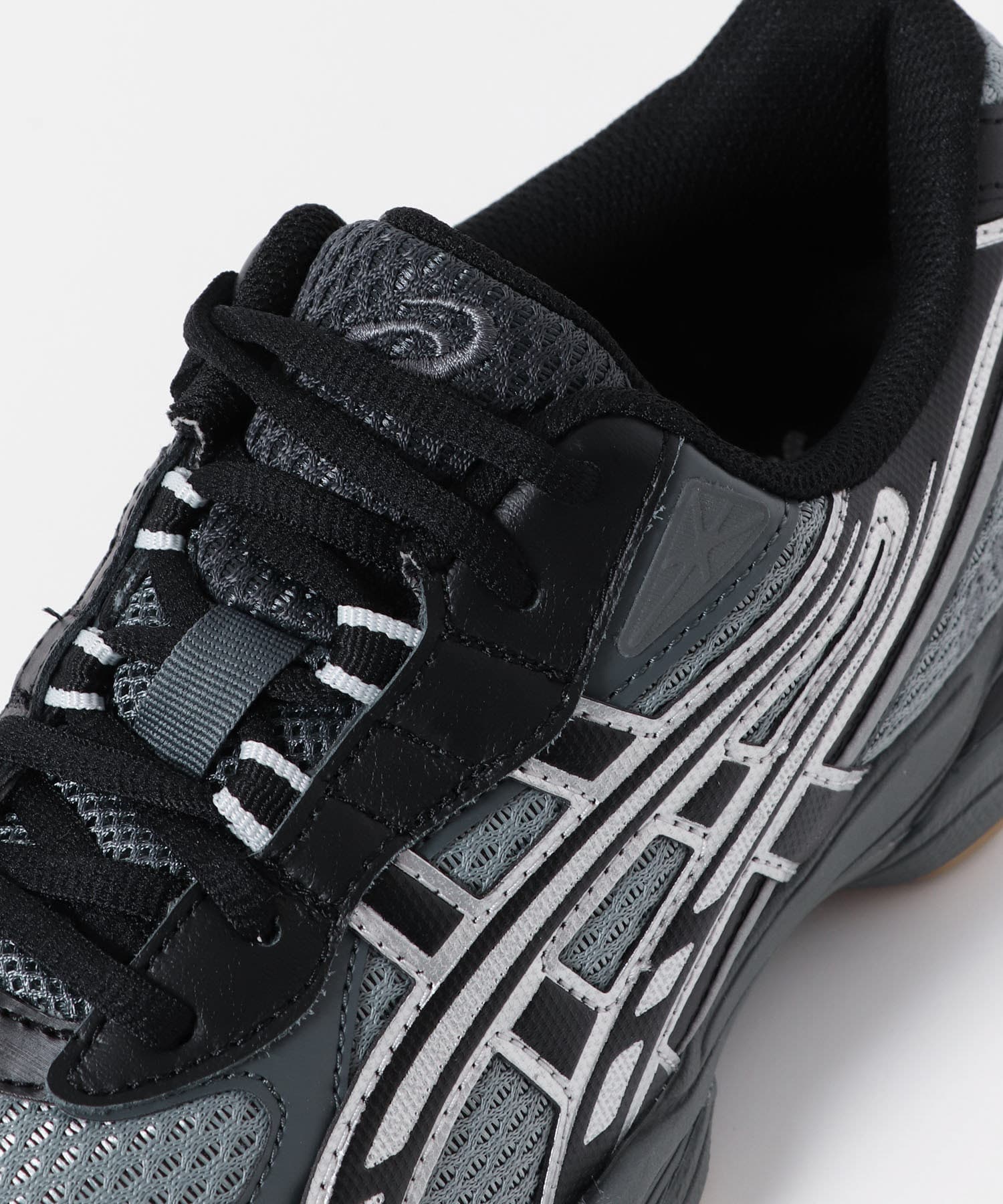 C.GRY/BLK