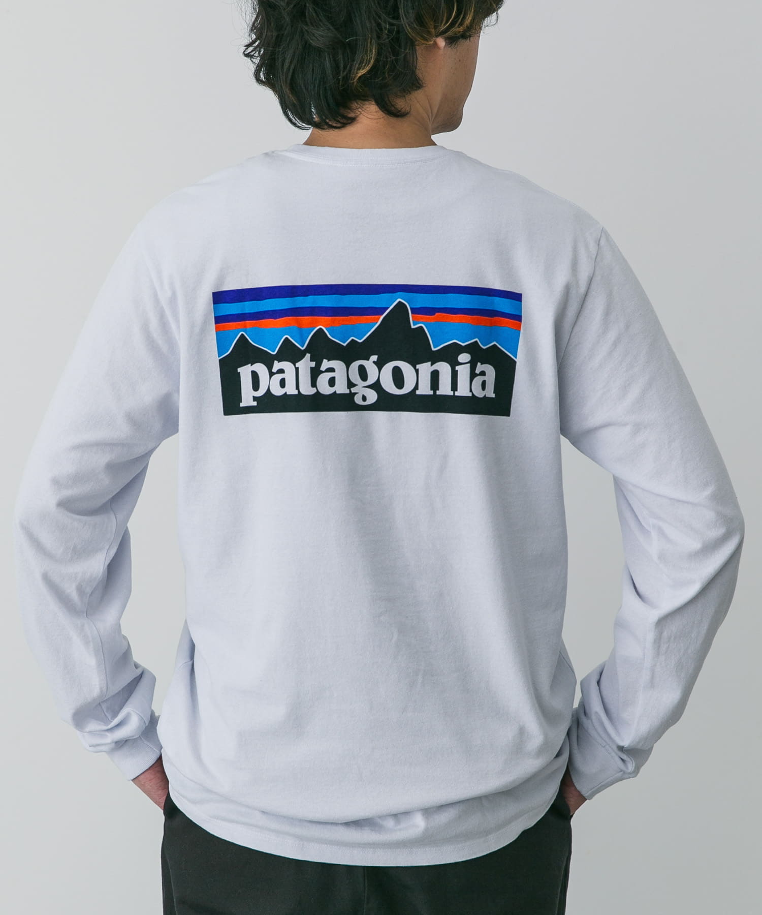 patagonia　Long-Sleeve P-6 Logo Re-T-Shirts