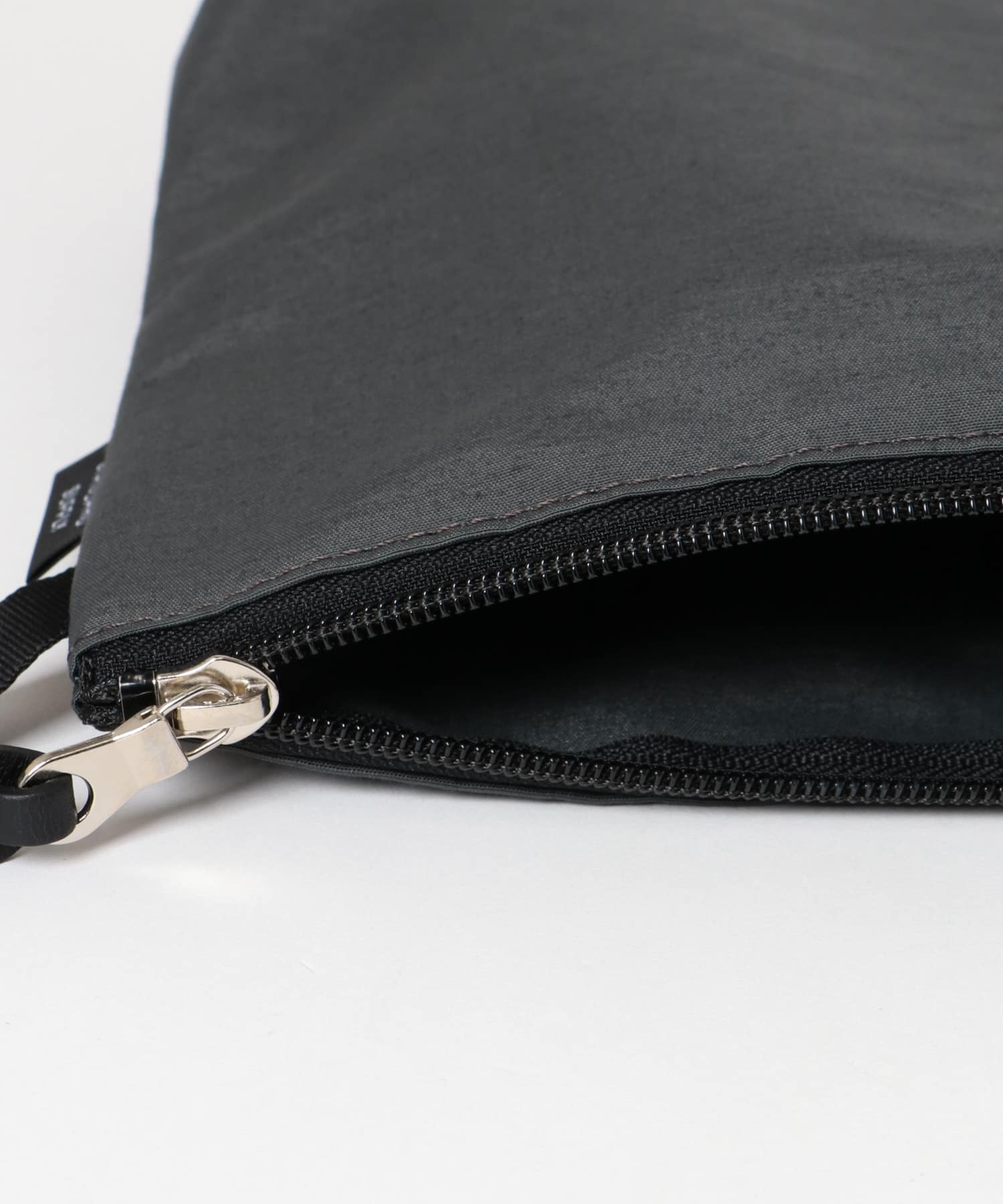 STANDARD SUPPLY　ZIP SHOULDER STEEL GREY one