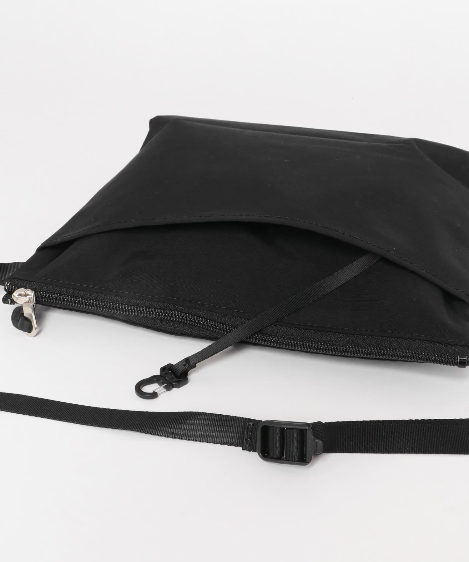 STANDARD SUPPLY　ZIP SHOULDER BLACK one