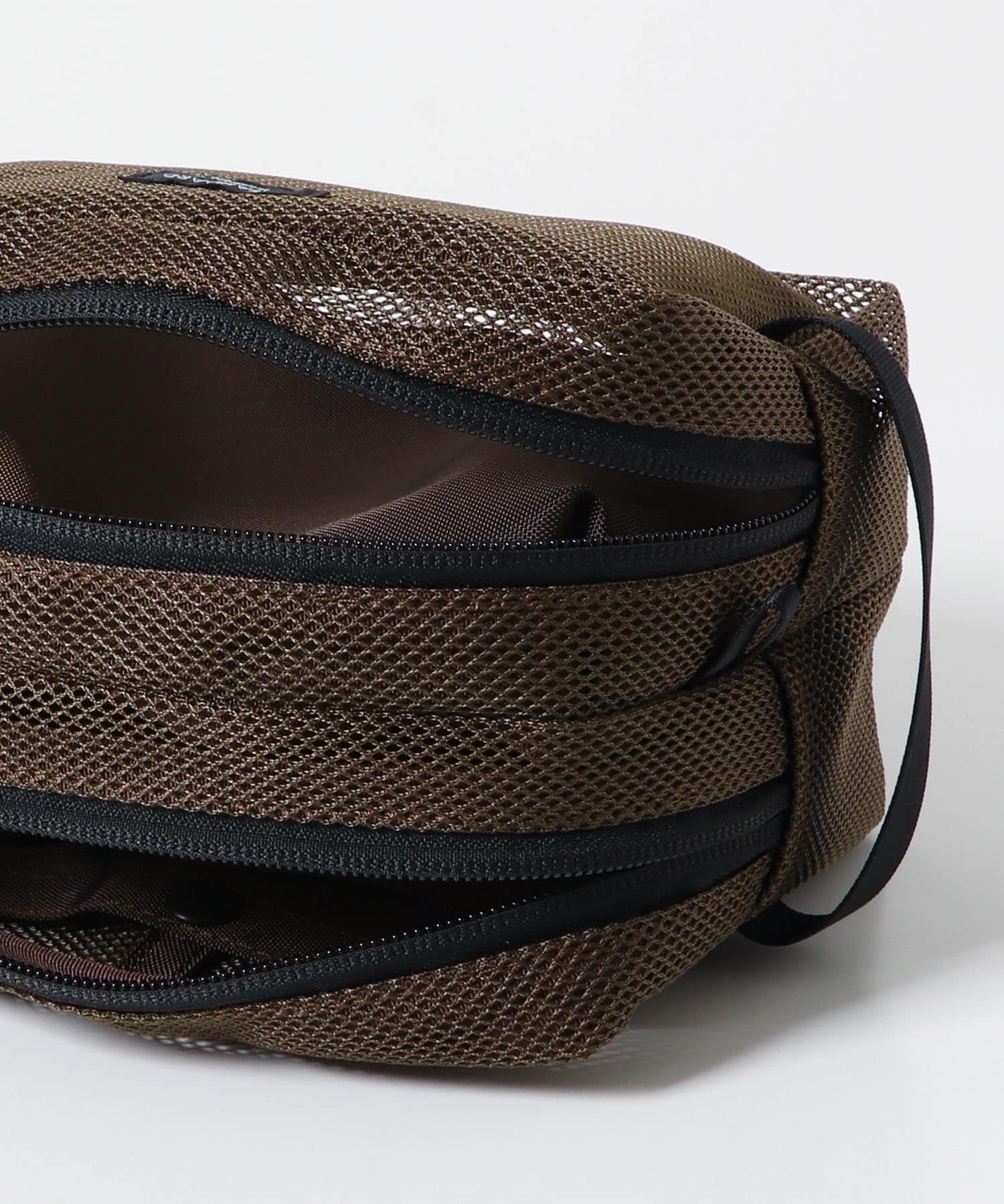 STANDARD SUPPLY　2R SQUARE POUCH M BROWN one