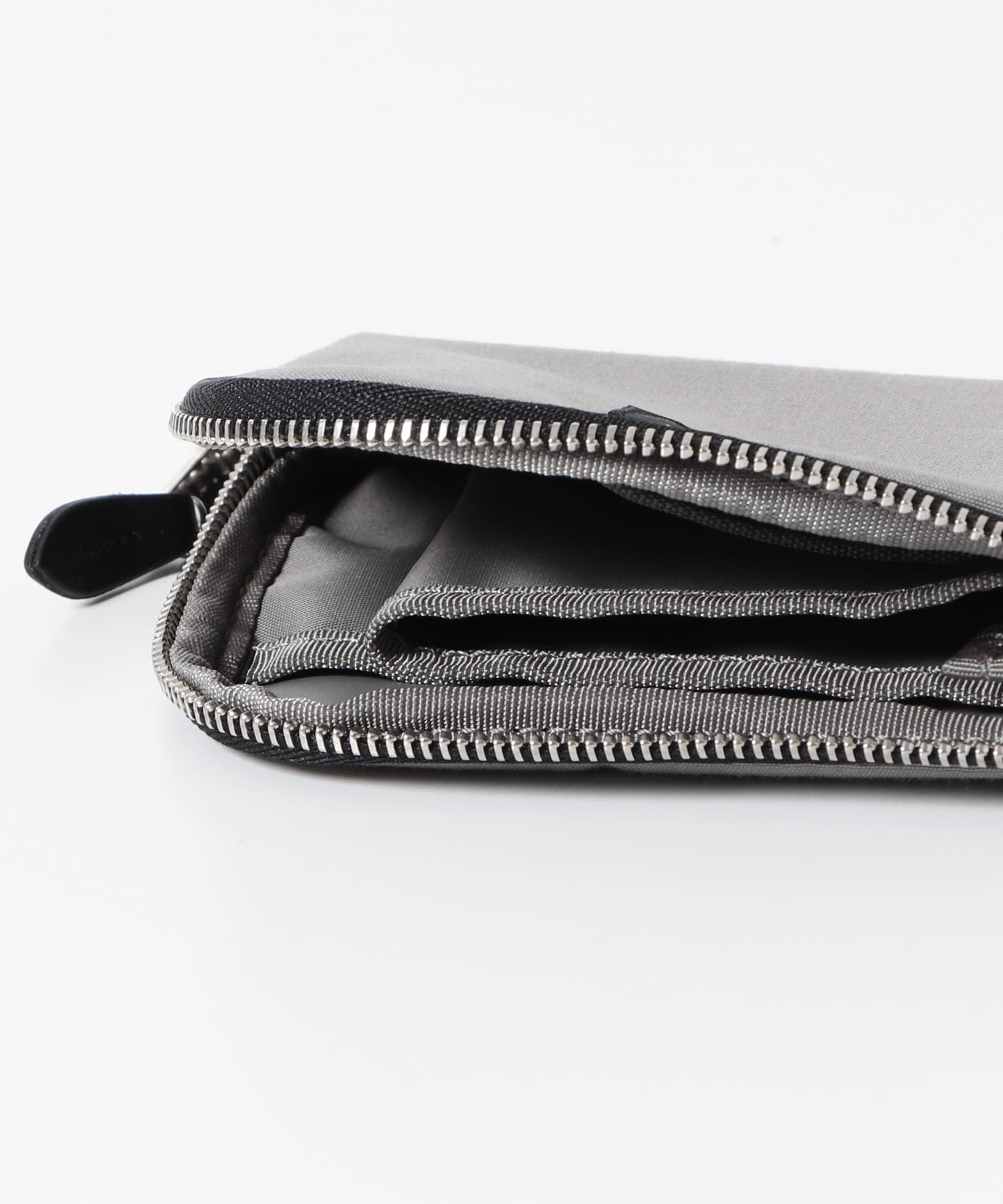 別注』STANDARD SUPPLY×DOORS L ZIP PURSE(one BLACK): 財布/小物