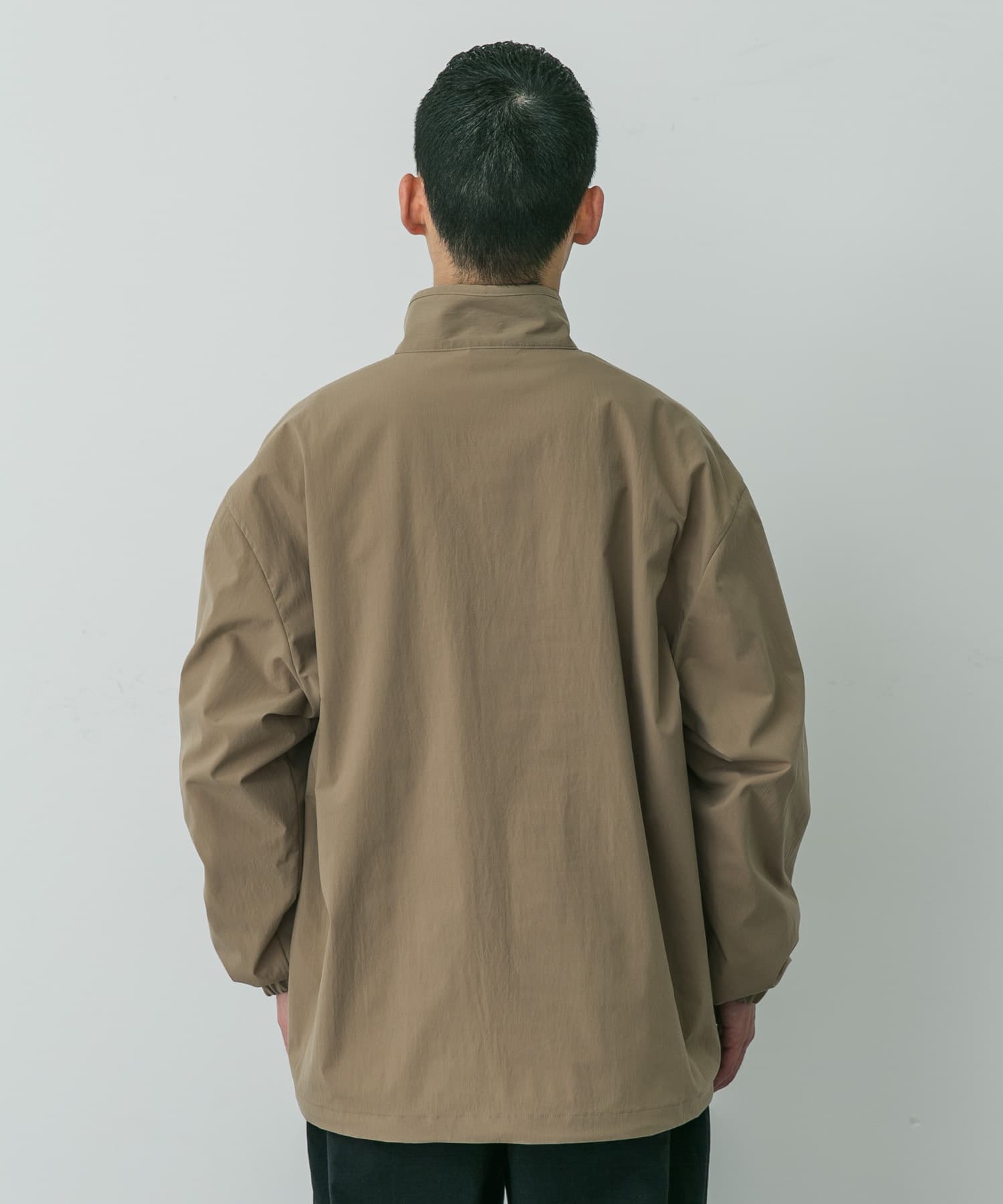 身長：168cm サイズ：48