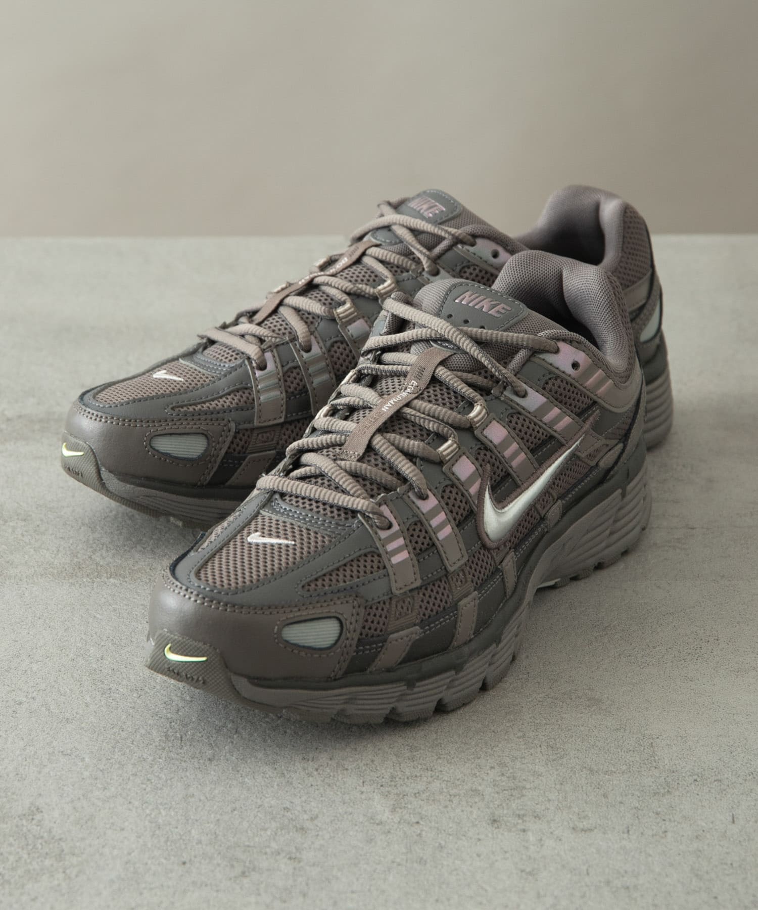 NIKE　P-6000 CAVE STONE 26