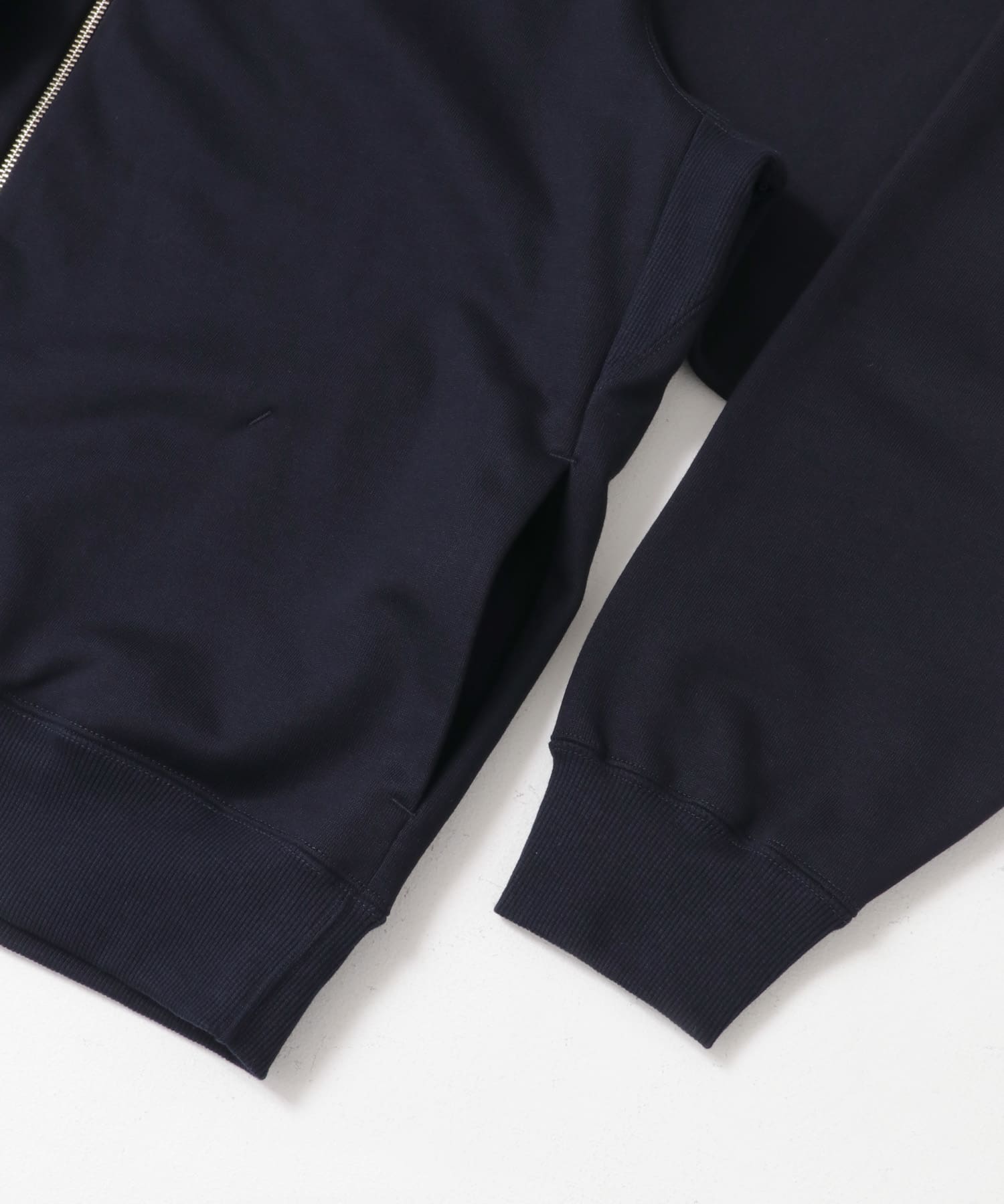 STILL BY HAND　ハイゲージフロントジップフーディー DARK NAVY 46
