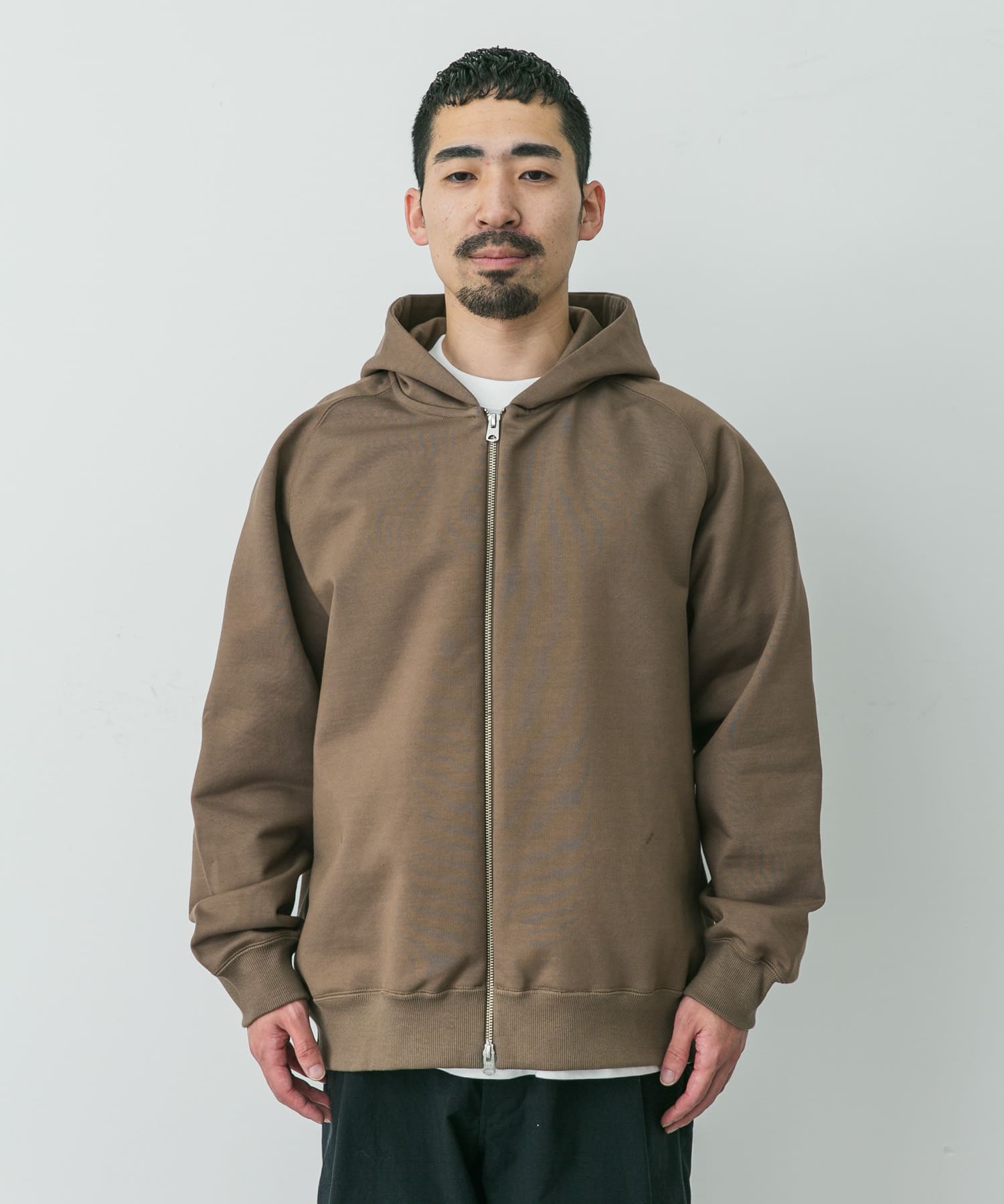 身長：168cm サイズ：48