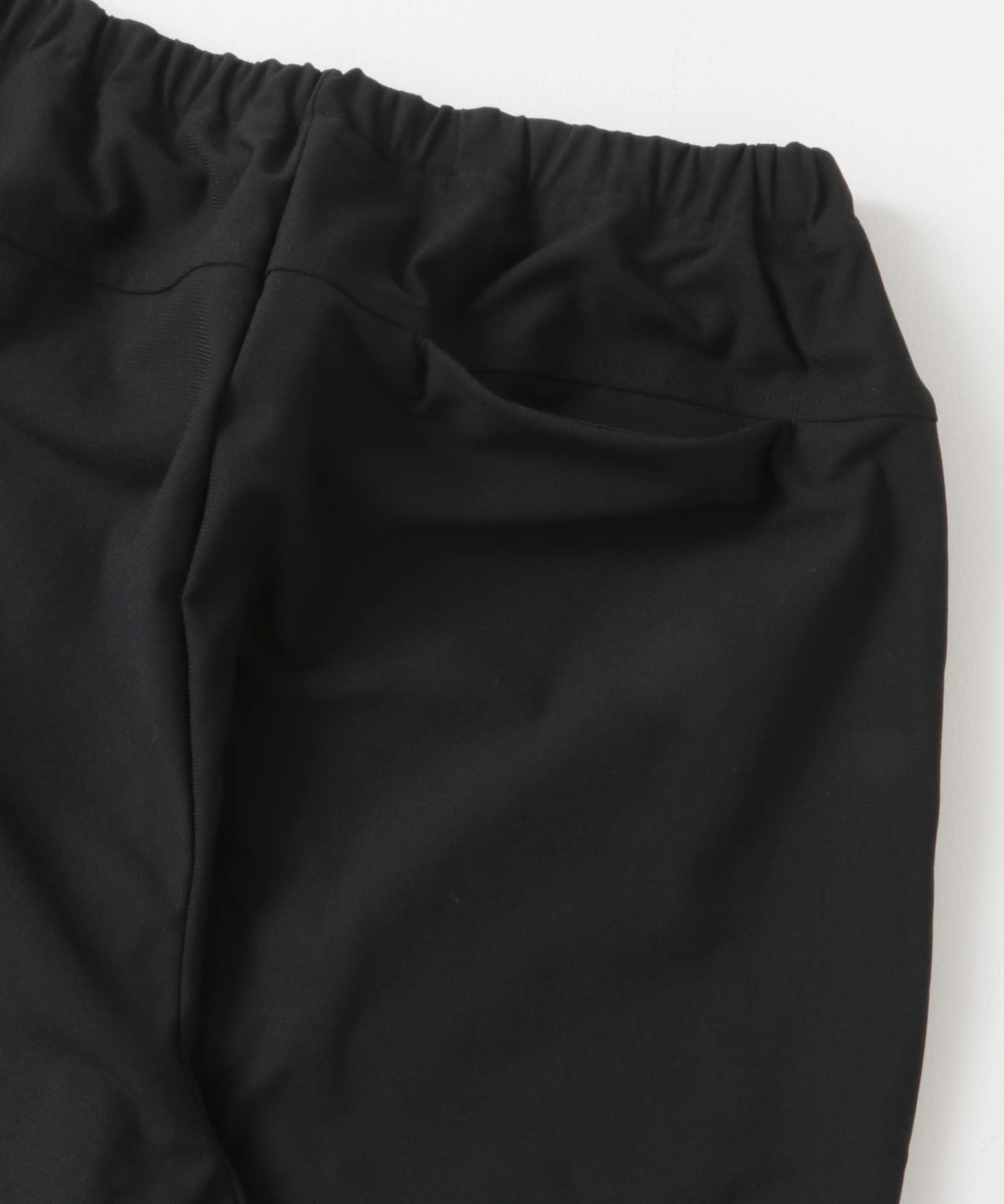 STILL BY HAND　Slim tapered jersey pants BLACK 44