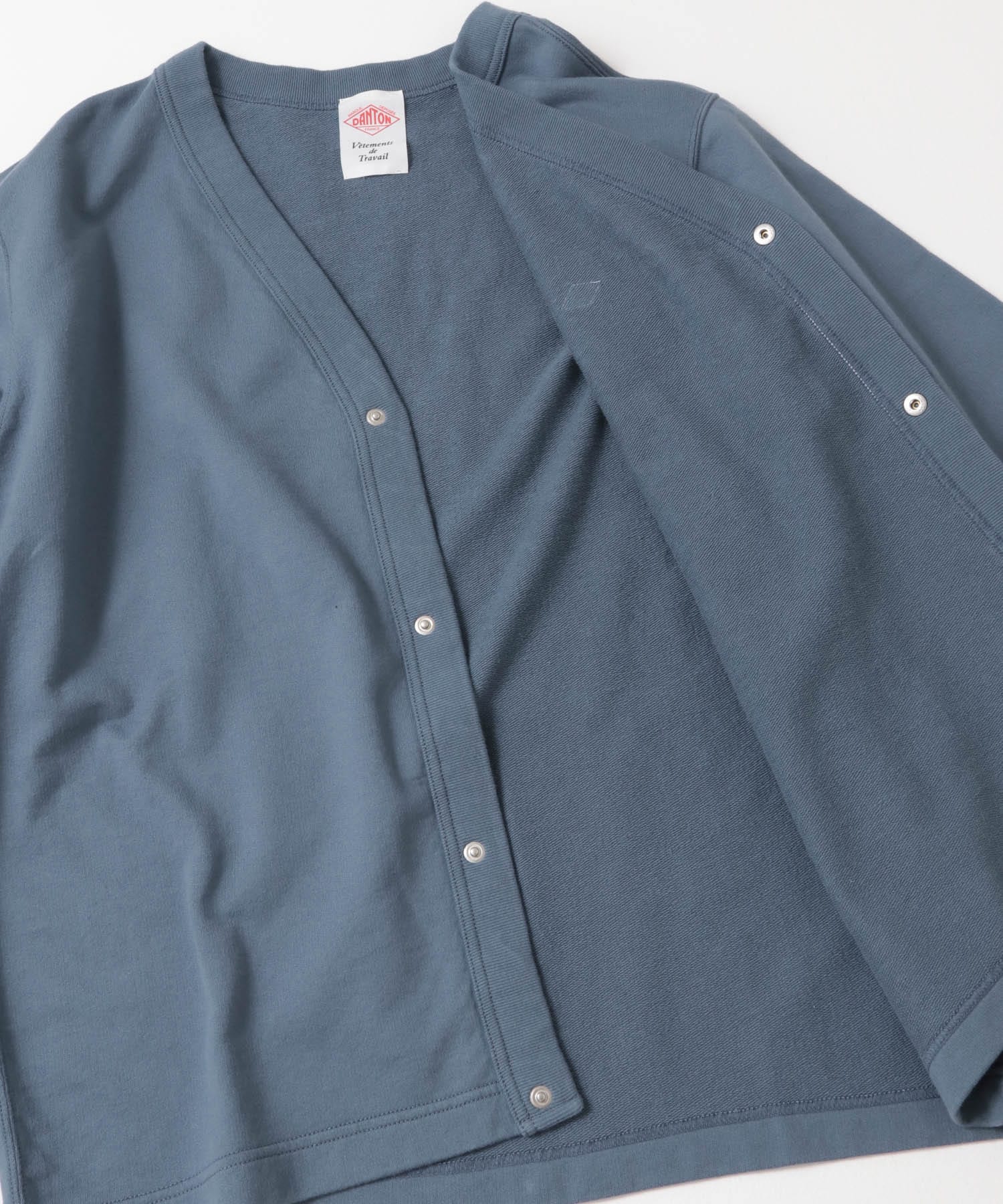 DANTON　DOT BUTTON V-NECK CARDIGAN DK.BLUE 38