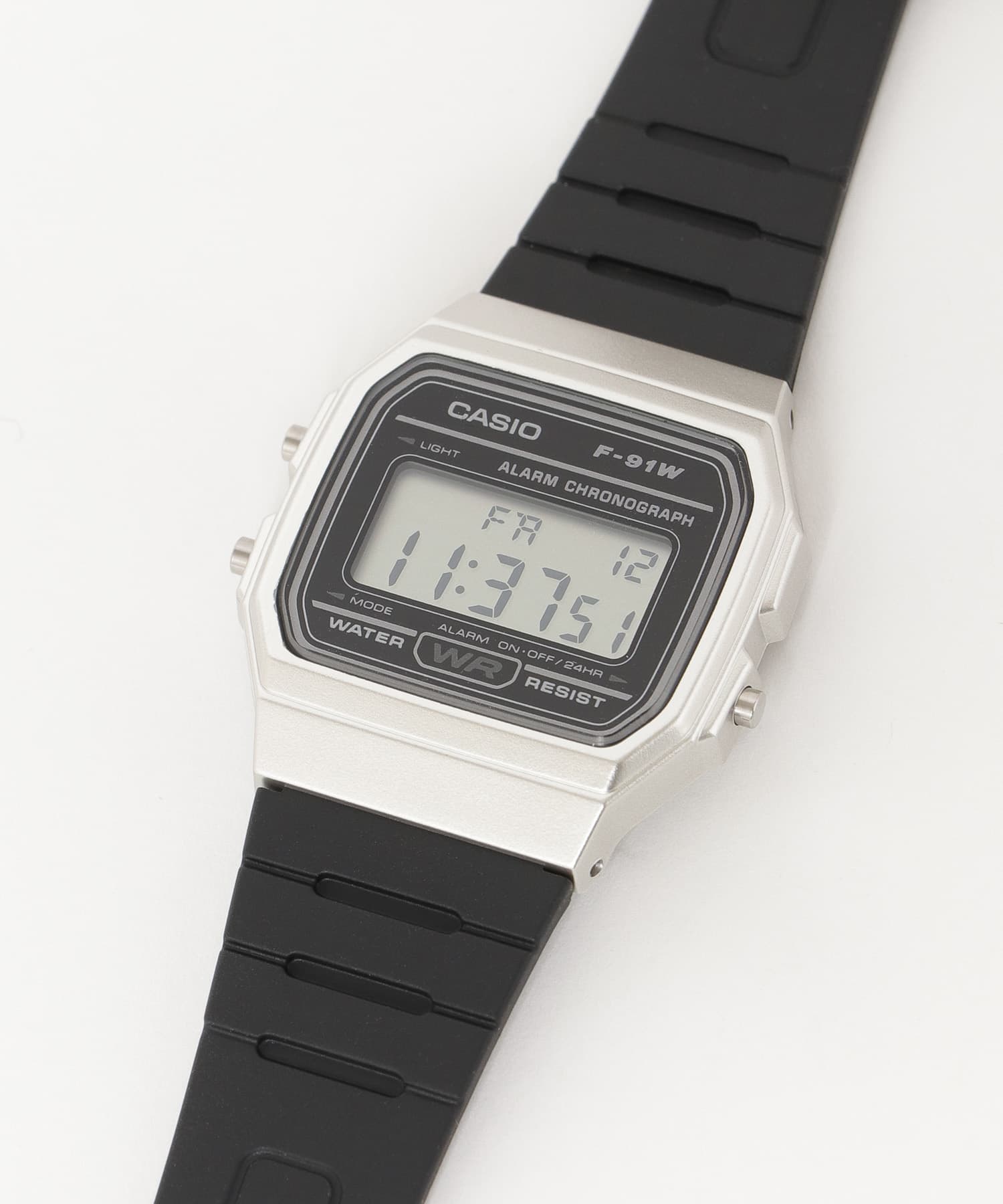 CASIO　F-91WM SILVER/BLK FREE