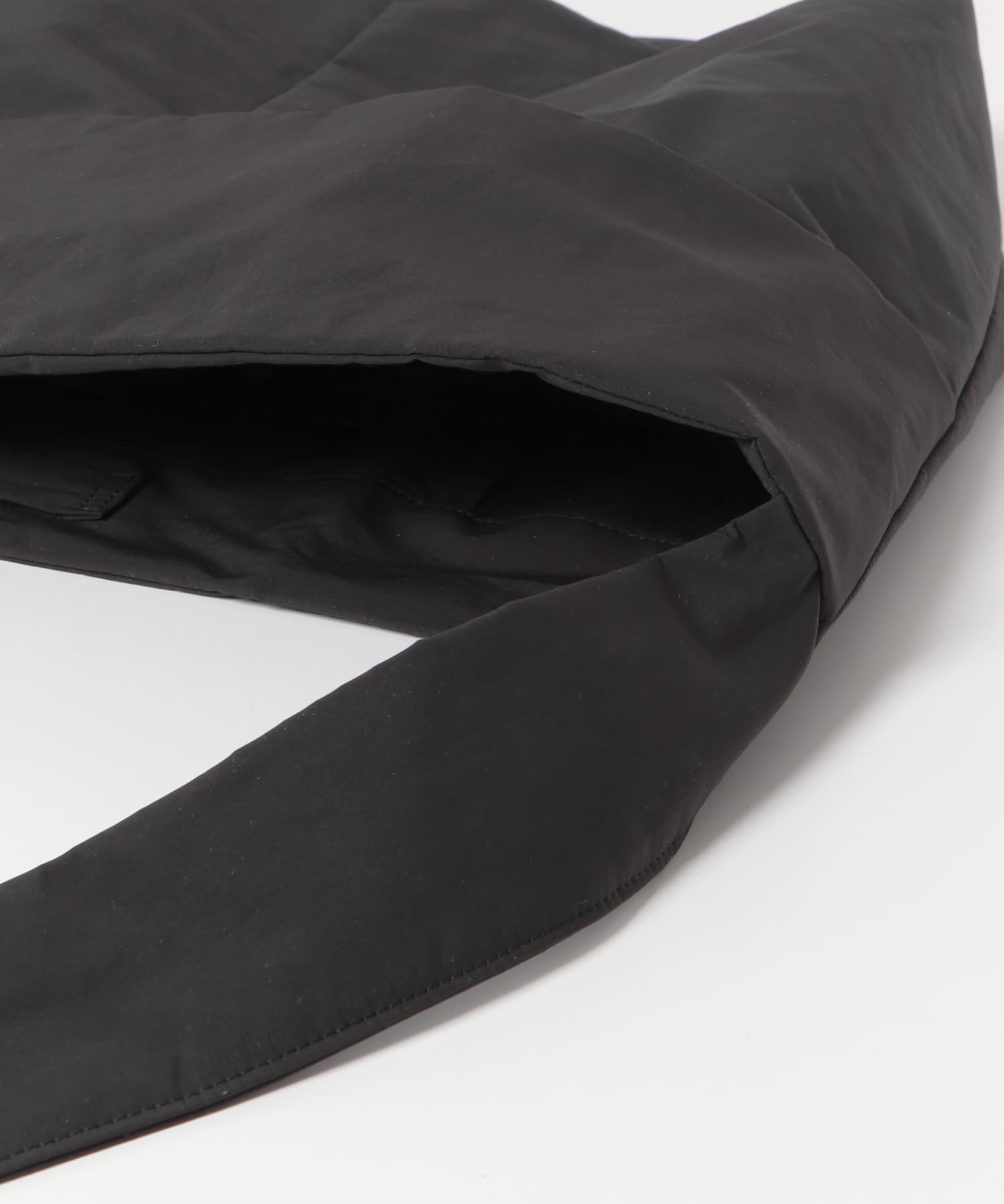 STILL BY HAND　Crossbody bag INK BLACK FREE