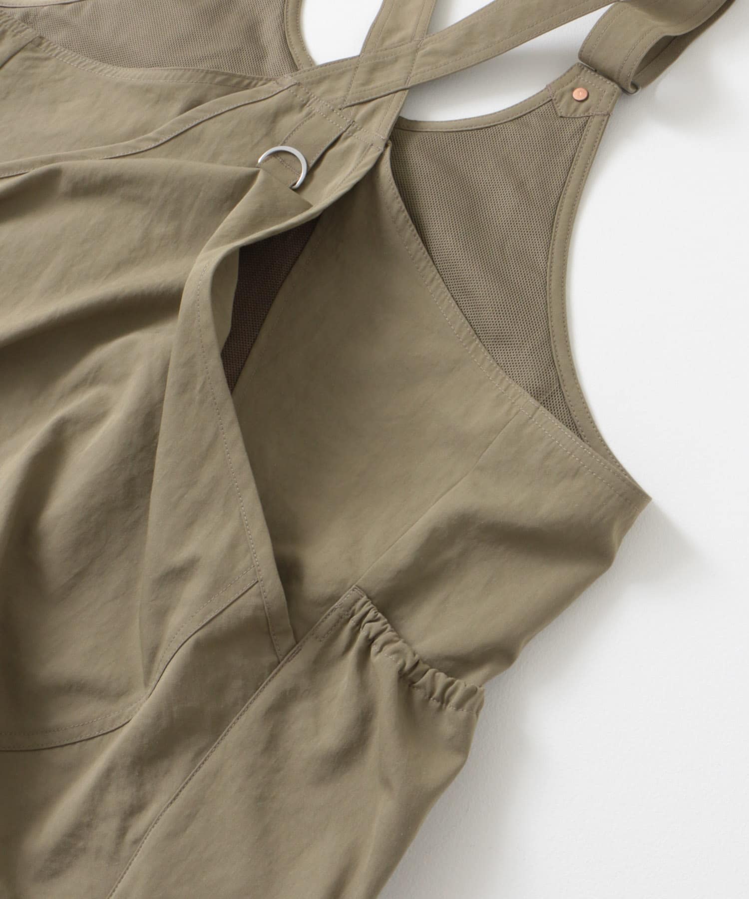 DARK BEIGE