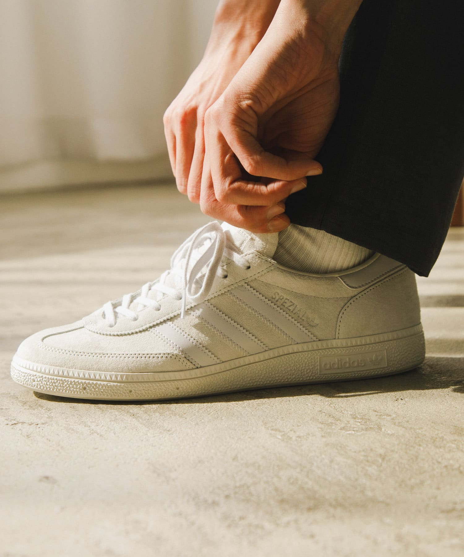『別注』adidas×DOORS　HANDBALL SPEZIAL OFF/GRAY 25.5