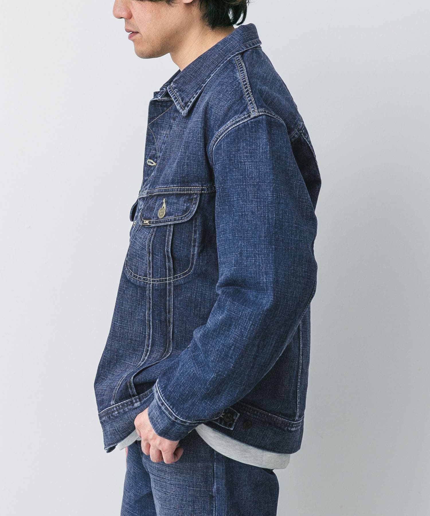 身長：172cm サイズ：38