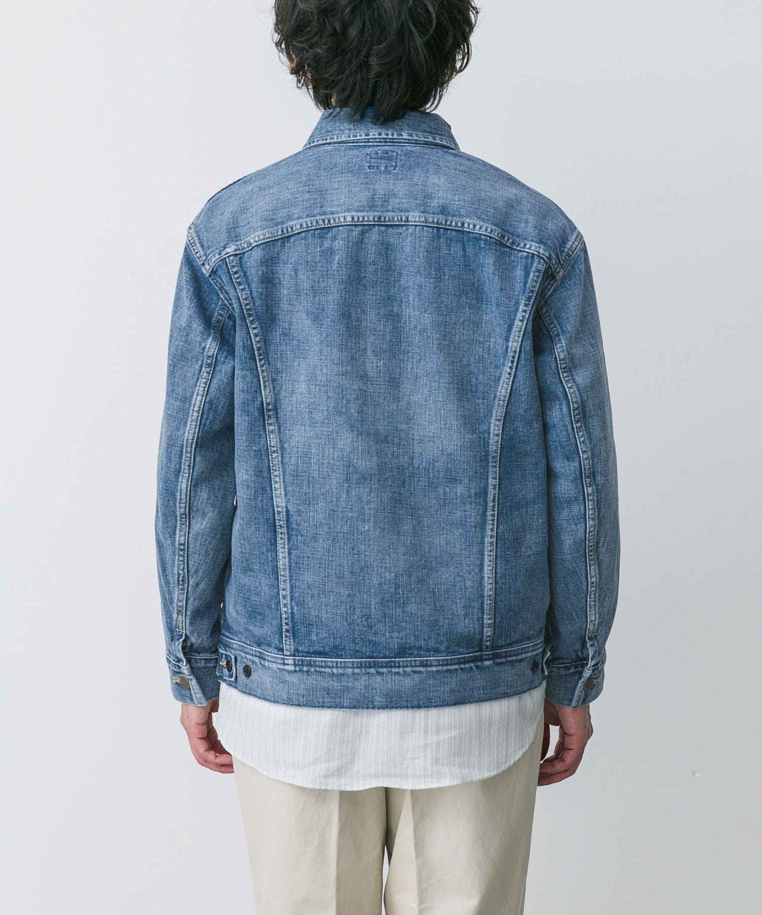 身長：172cm サイズ：38