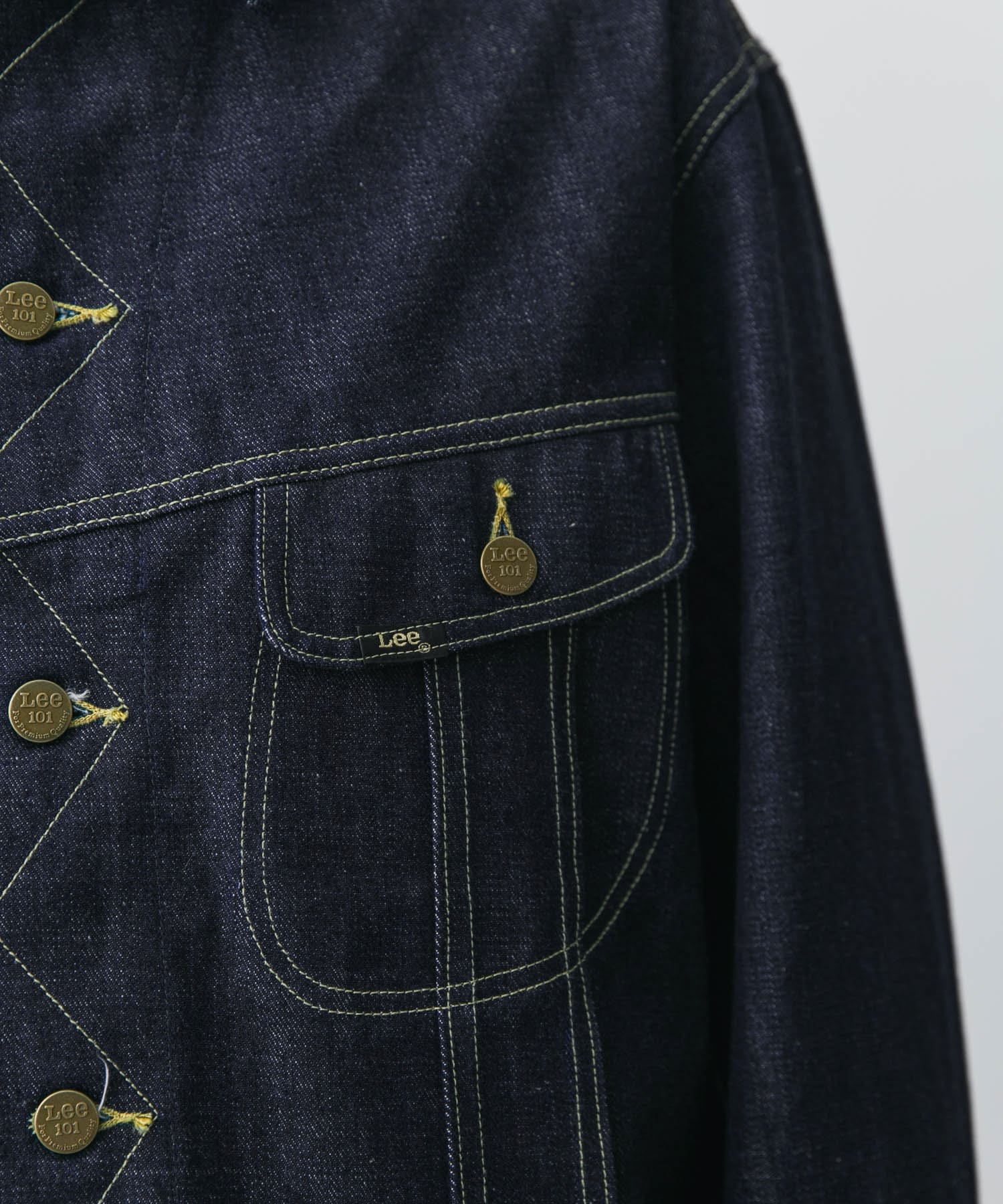 身長：172cm サイズ：40