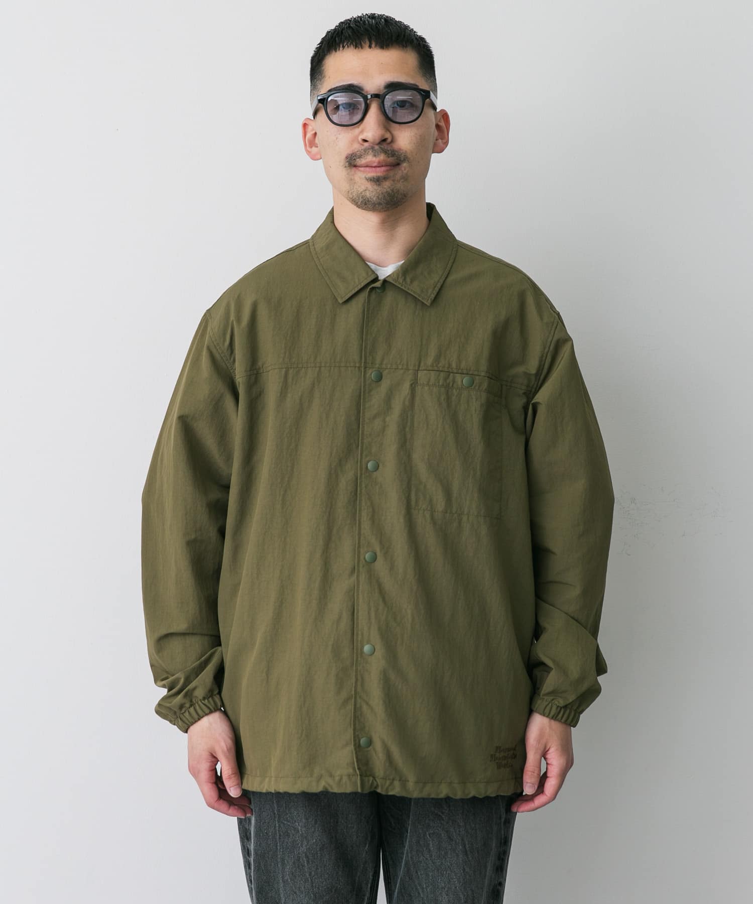 KHAKI