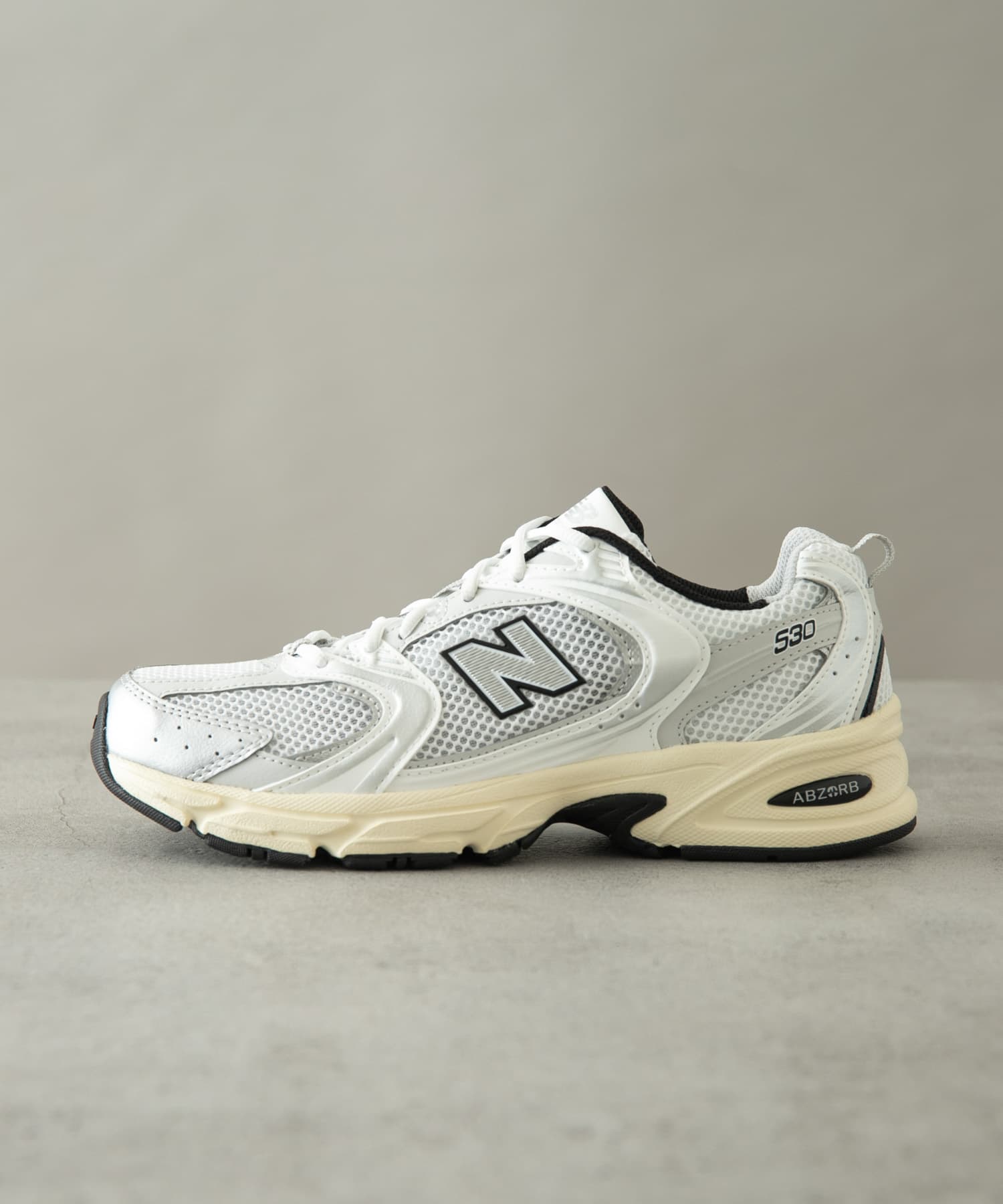 NEW BALANCE　MR530TA