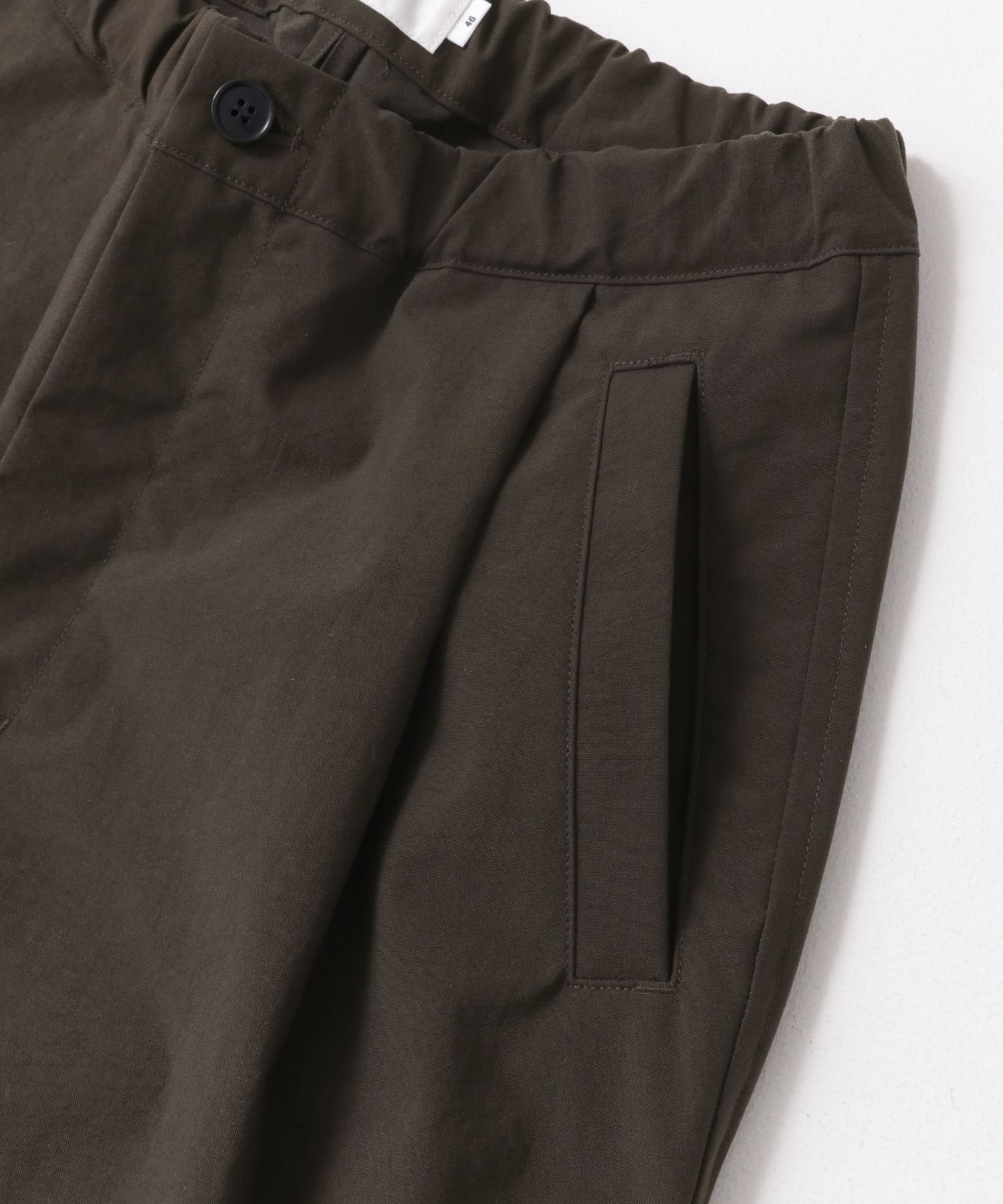 STILL BY HAND ナイロンタスランテーパードタックパンツ(44 BLACK