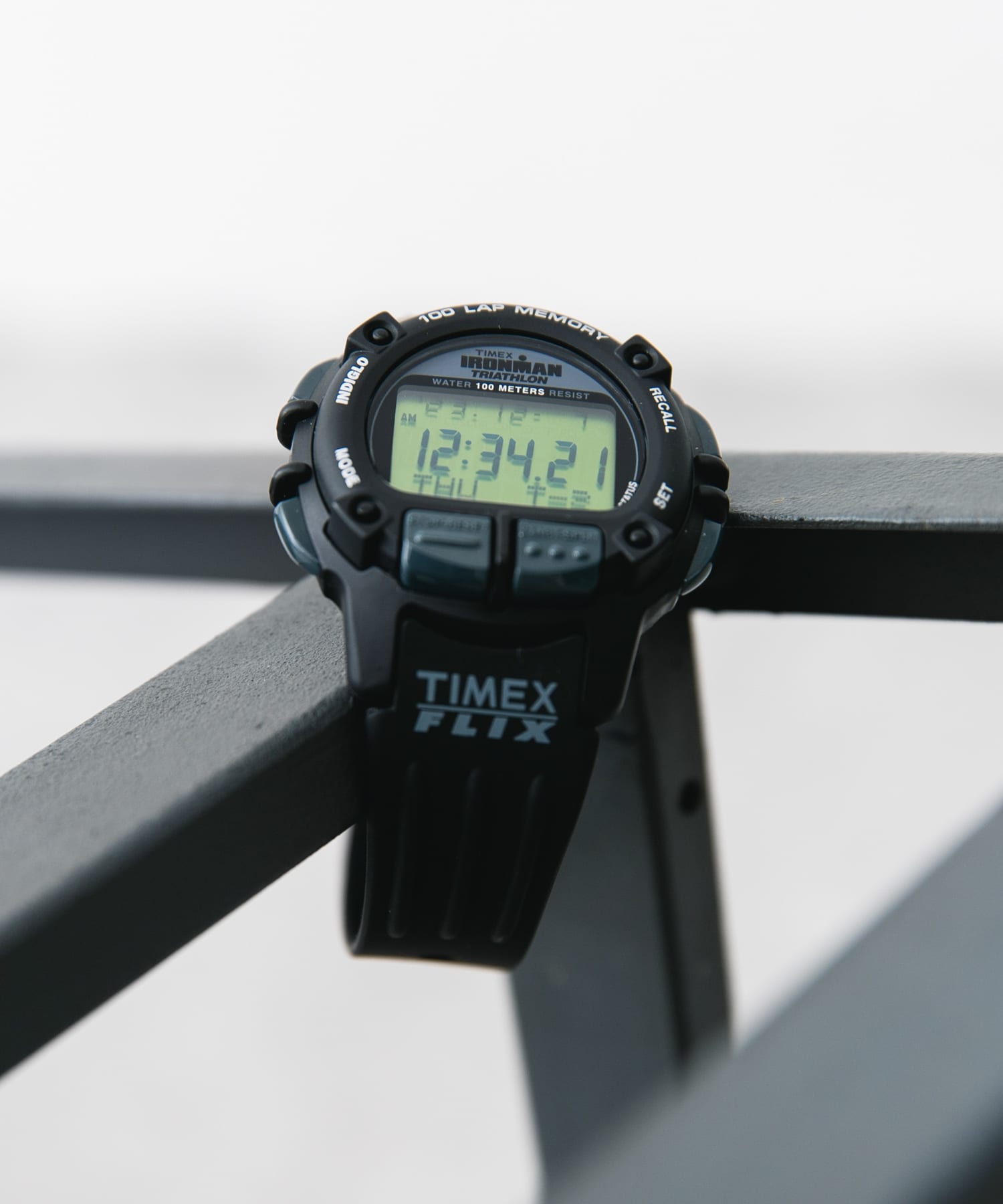 TIMEX Exclusive IRONMANFlix100(one Black): ファッション雑貨｜URBAN