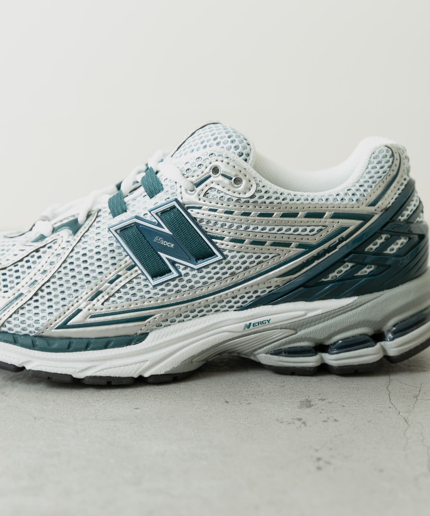NEW BALANCE　U1906RCE SLV/BLU 26