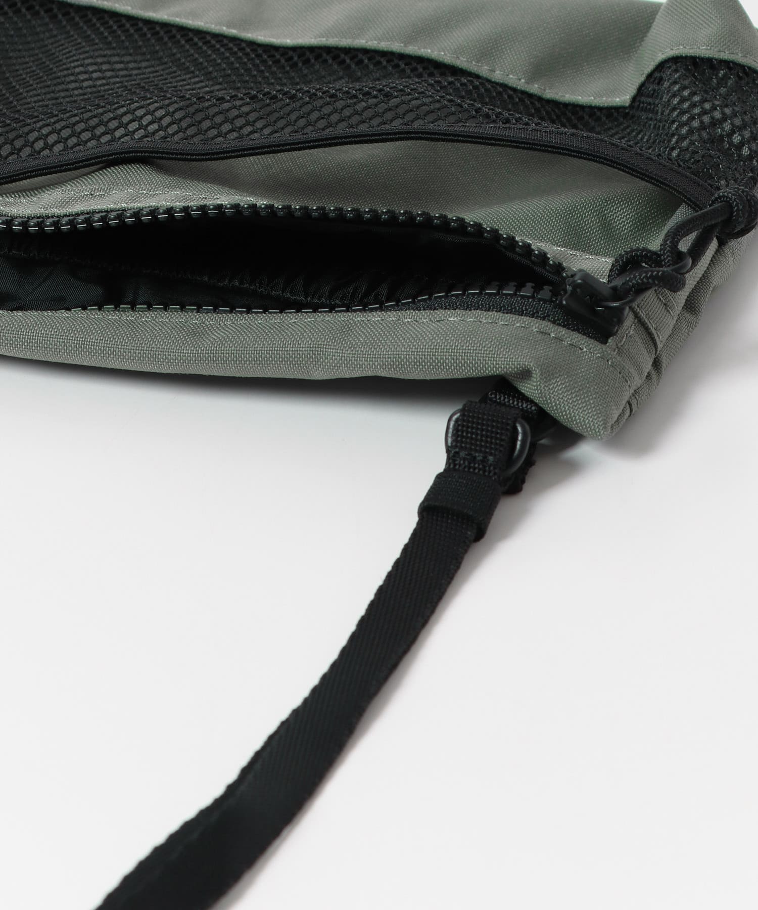 『別注』Snow Peak Apparel×DOORS　Everyday Use Sacoche Grey one