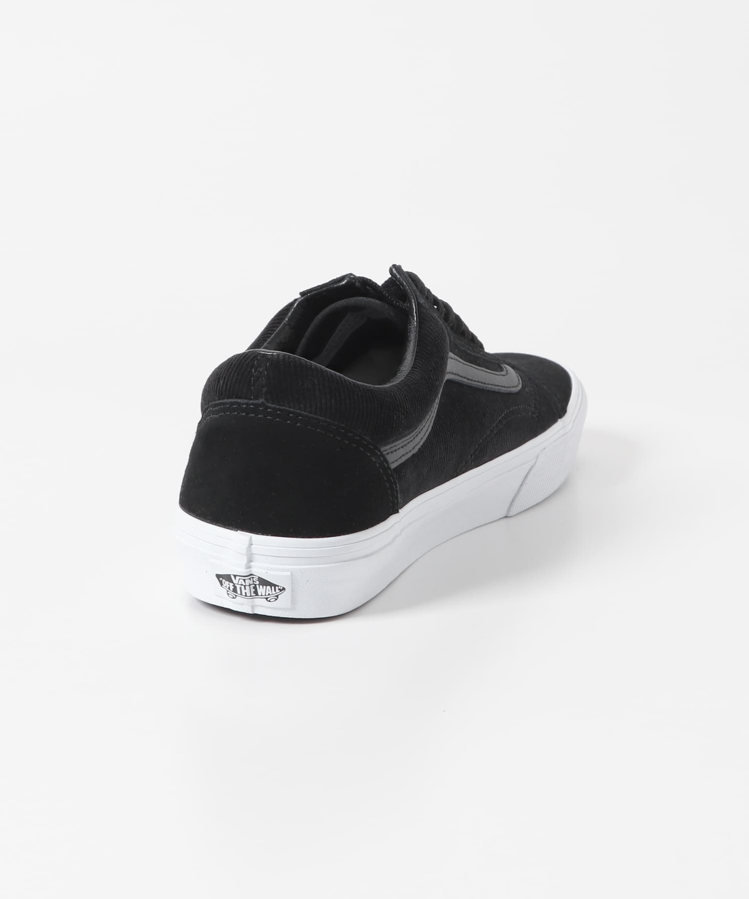 CD BLACK