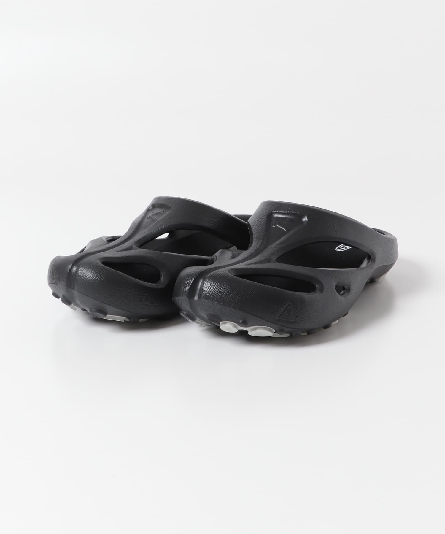 KEEN　SHANTI BLK/D.BLU 8