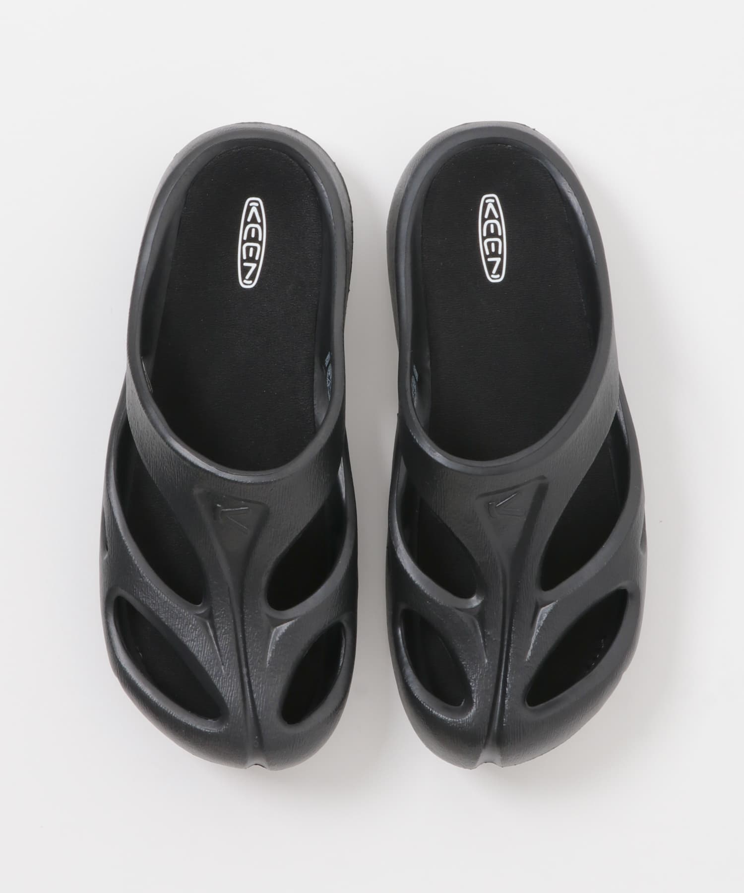 KEEN　SHANTI BLK/D.BLU 8