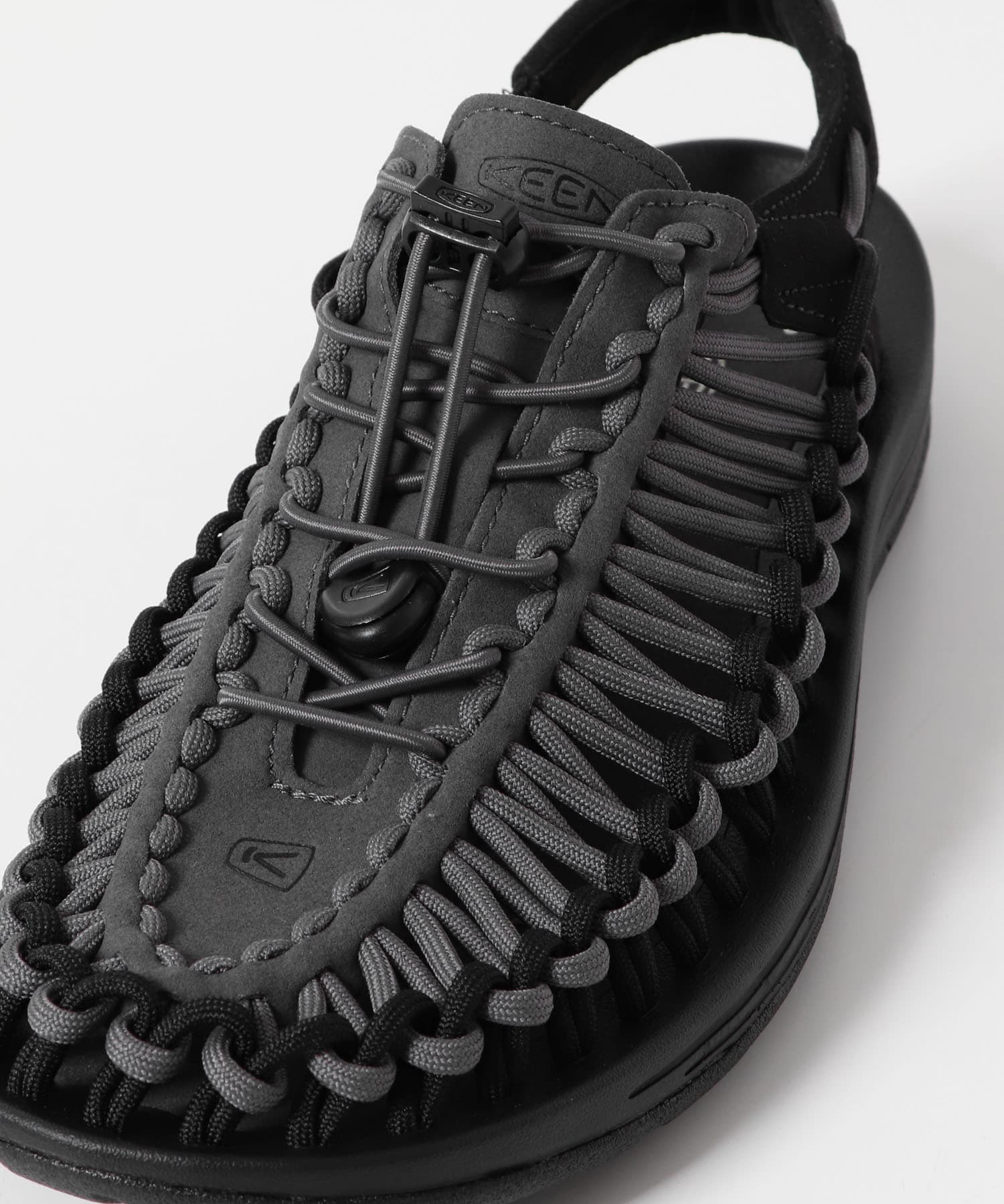 KEEN　UNEEK MG/S.GRY 8