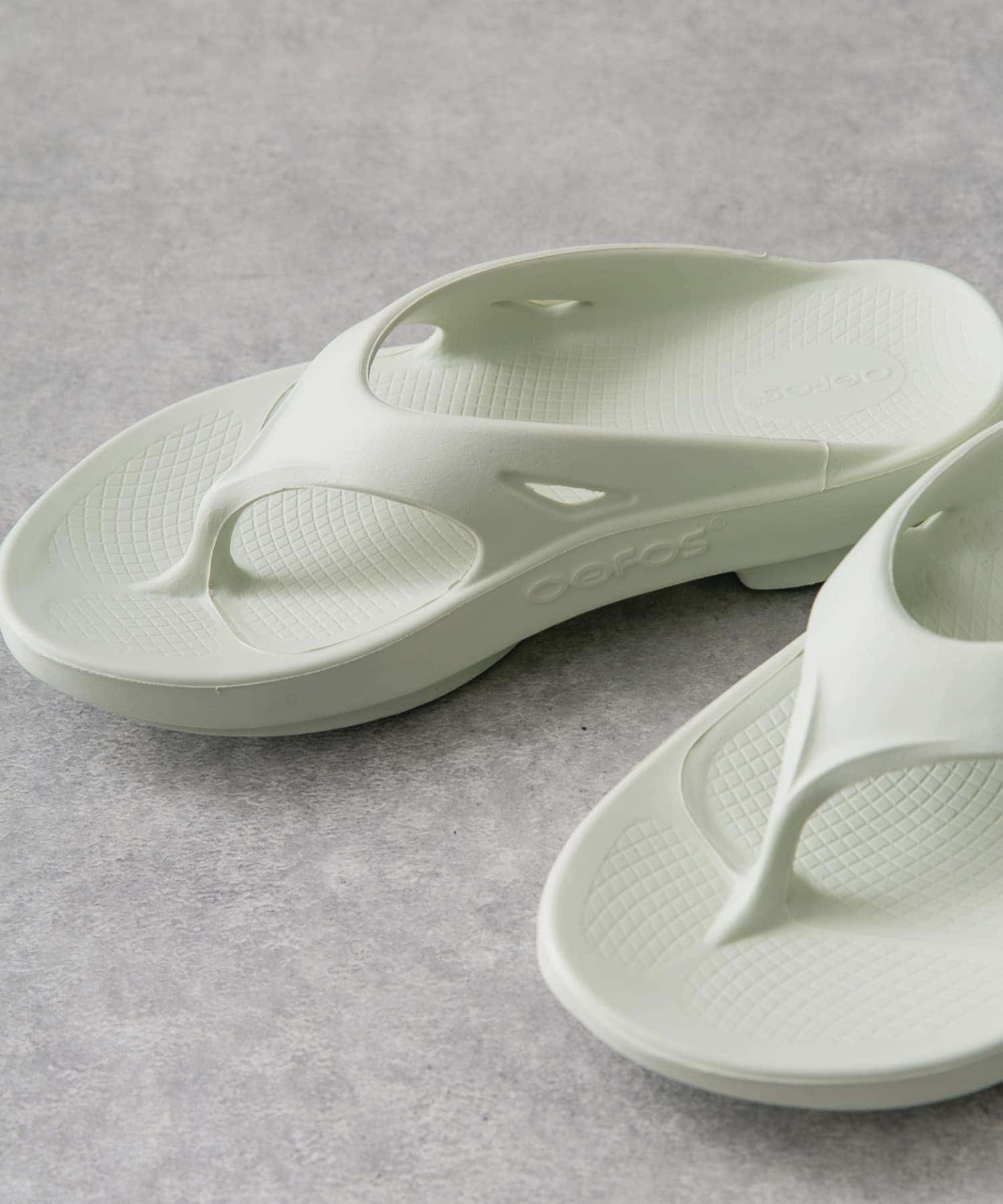 OOFOS　OOriginal CosmicGray 26