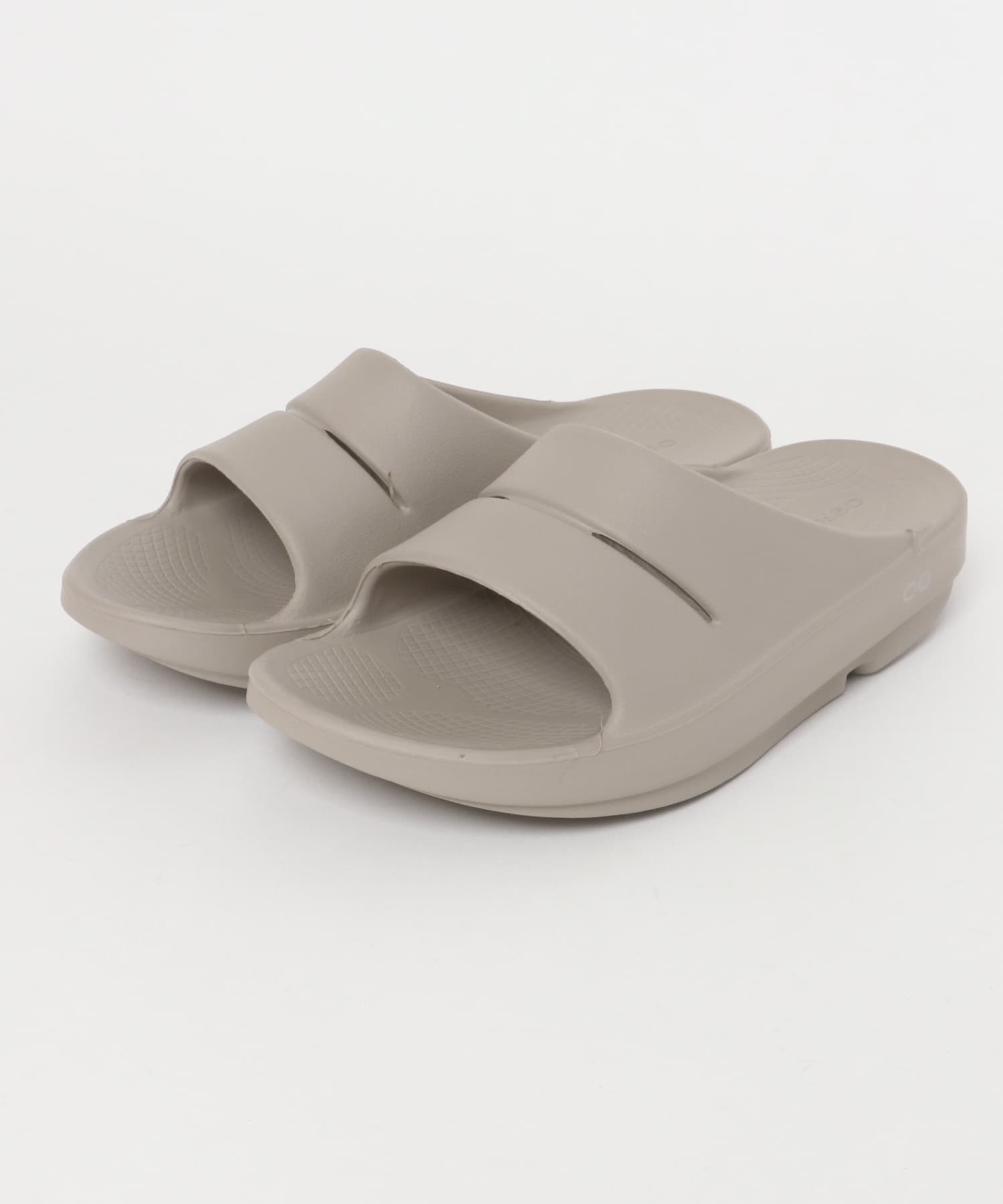 OOFOS　OOahh Nomad 26