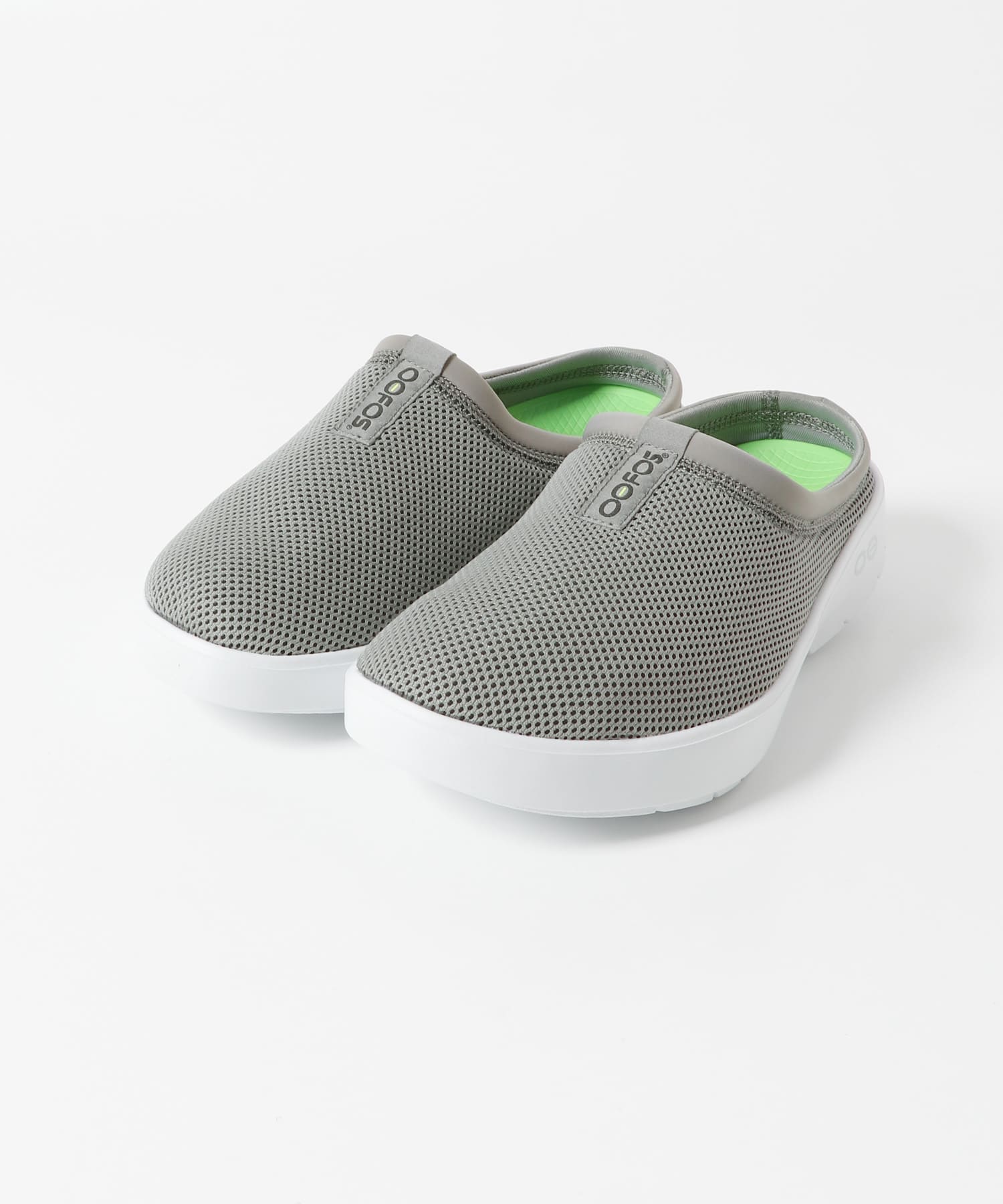 OOFOS　OOcOOzie Sport Mule WHT/SLT 27